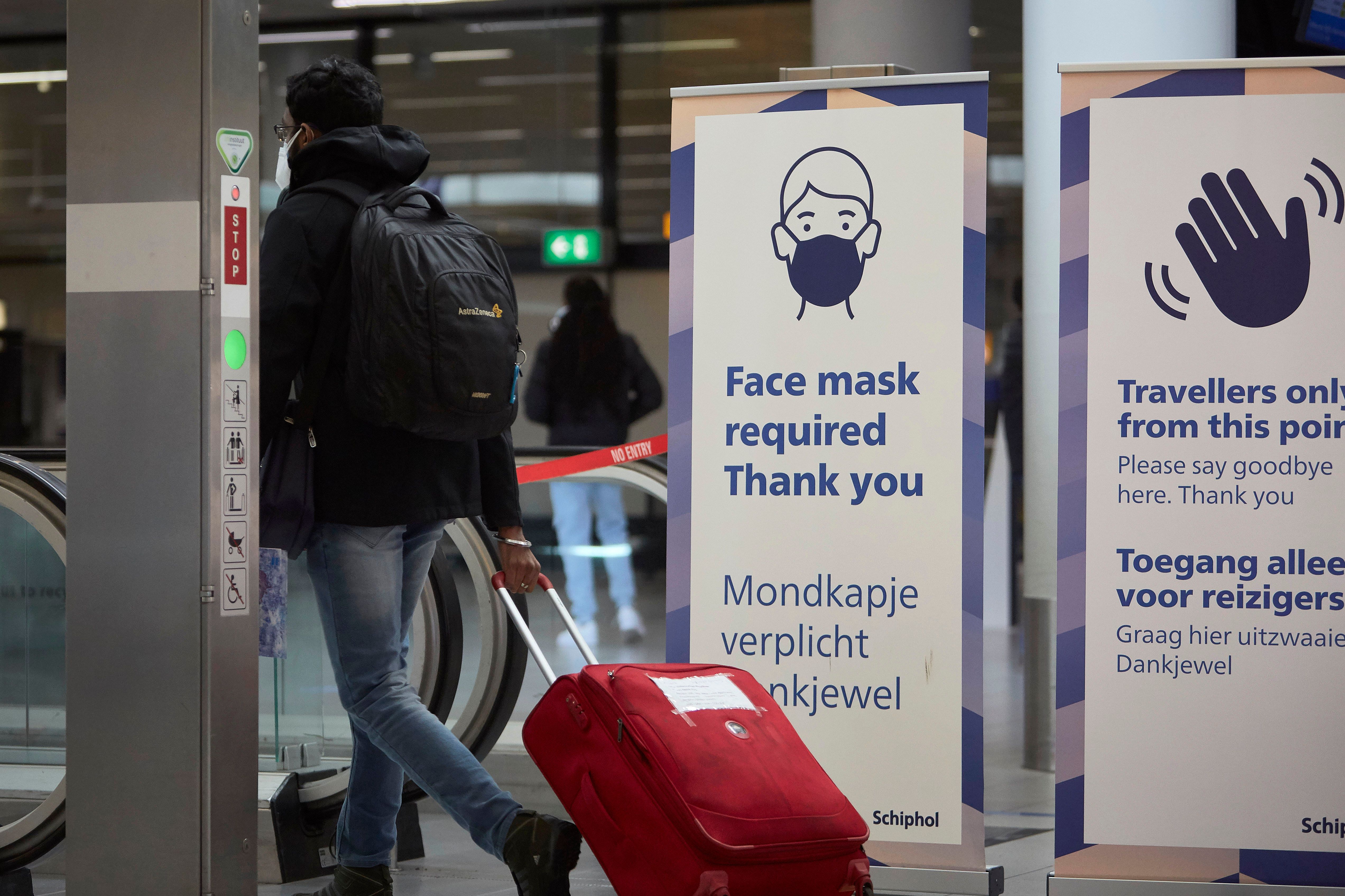 Amsterdam Schiphol Face Mask Requirements