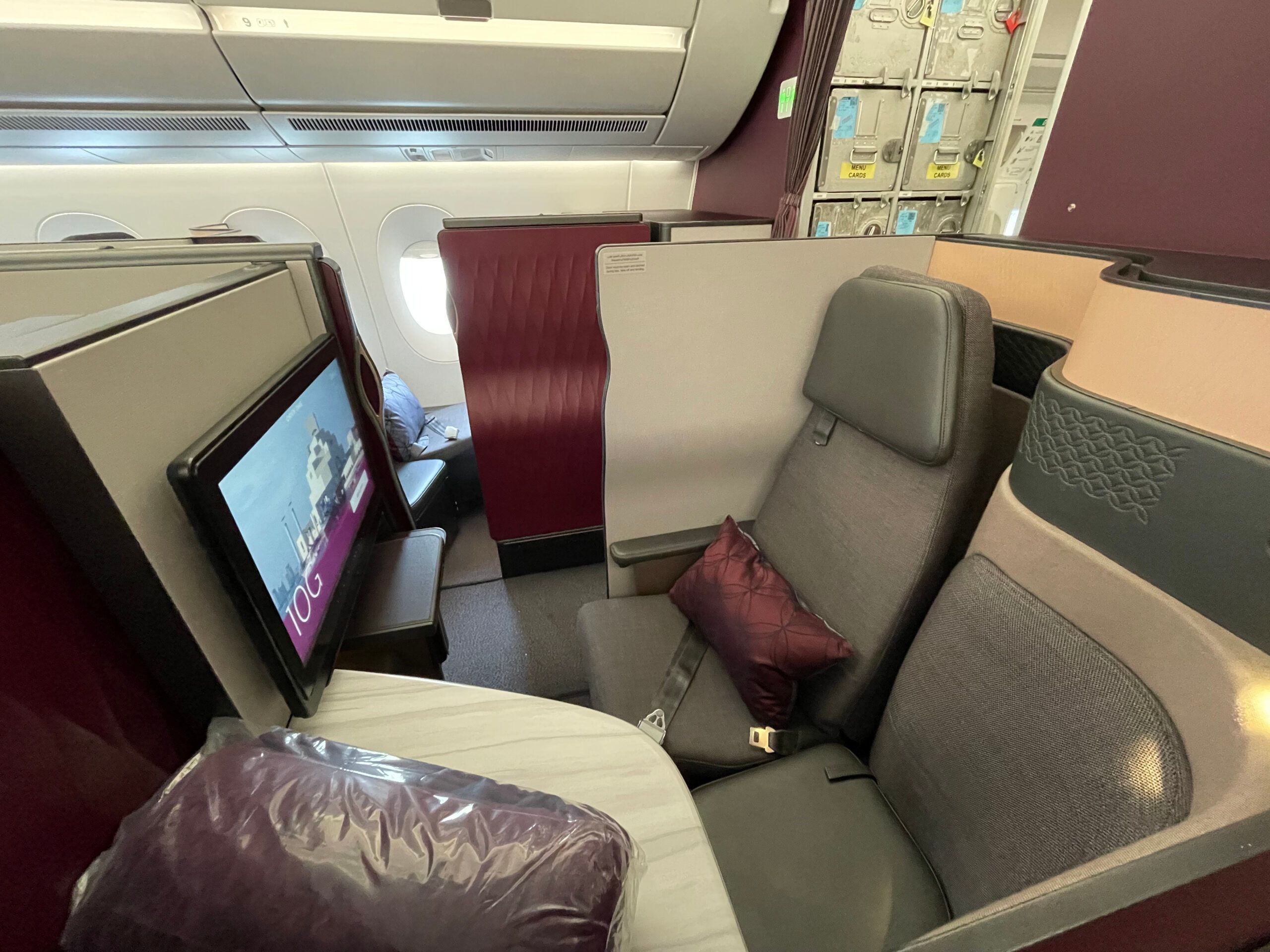 Qatar Airways Business Class QSuites A350 Review San Francisco to Doha ...