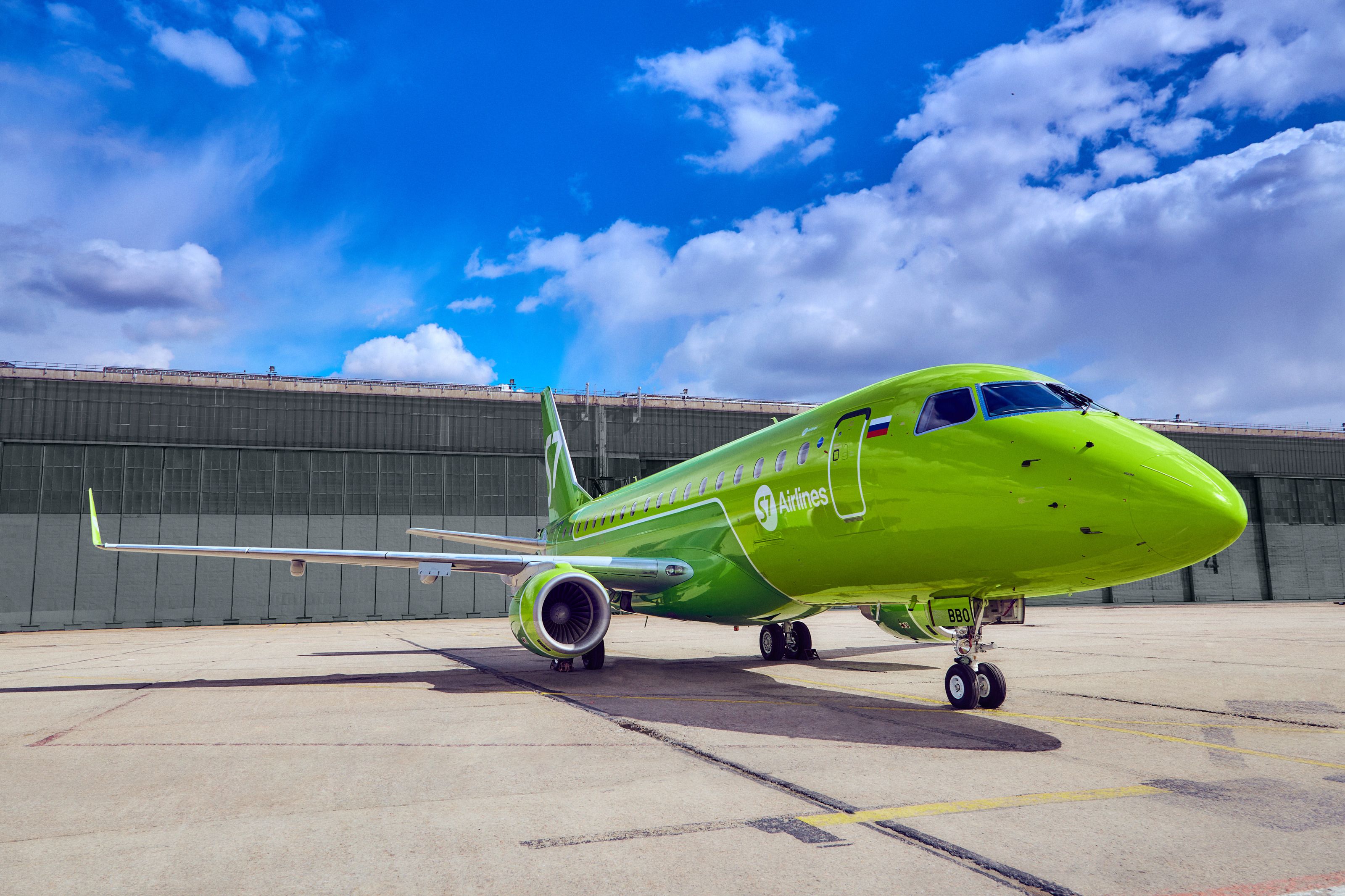 S7 airlines E170 Embraer