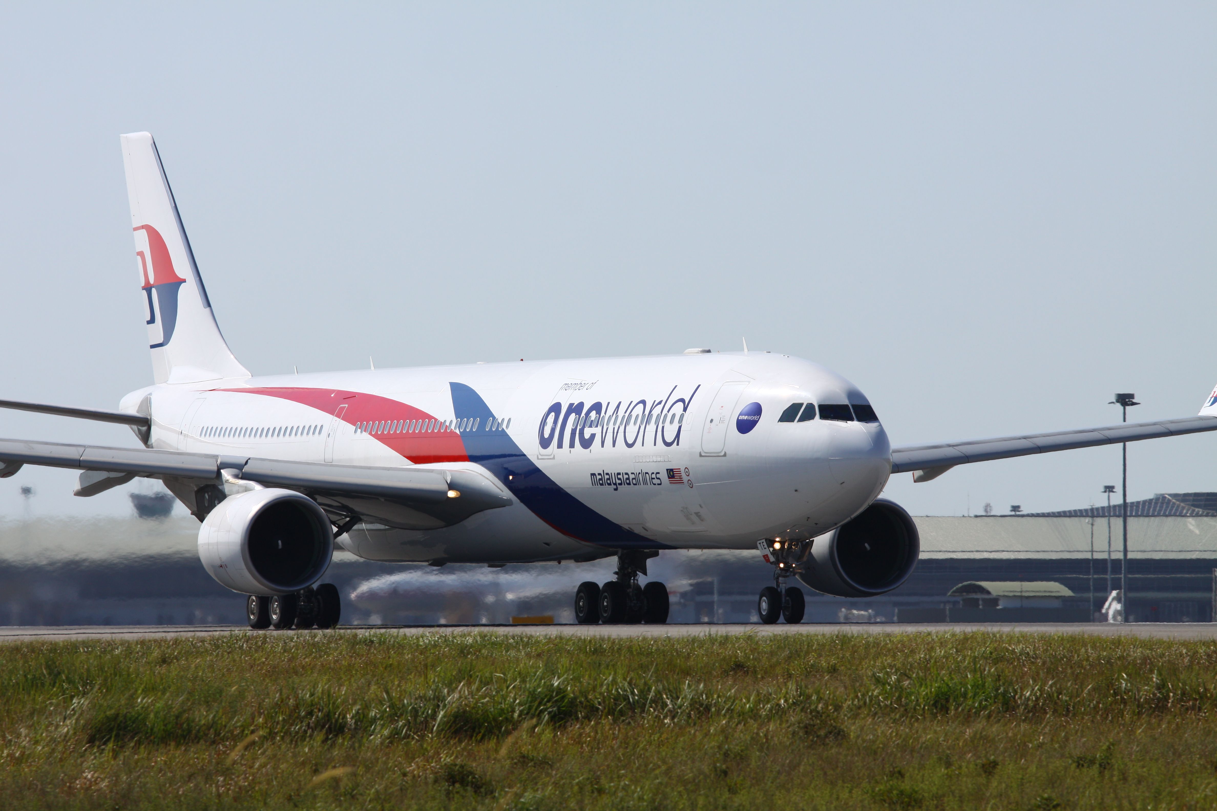 Malaysia-Airlines-airbus-A330-300-Brisbane-Airport