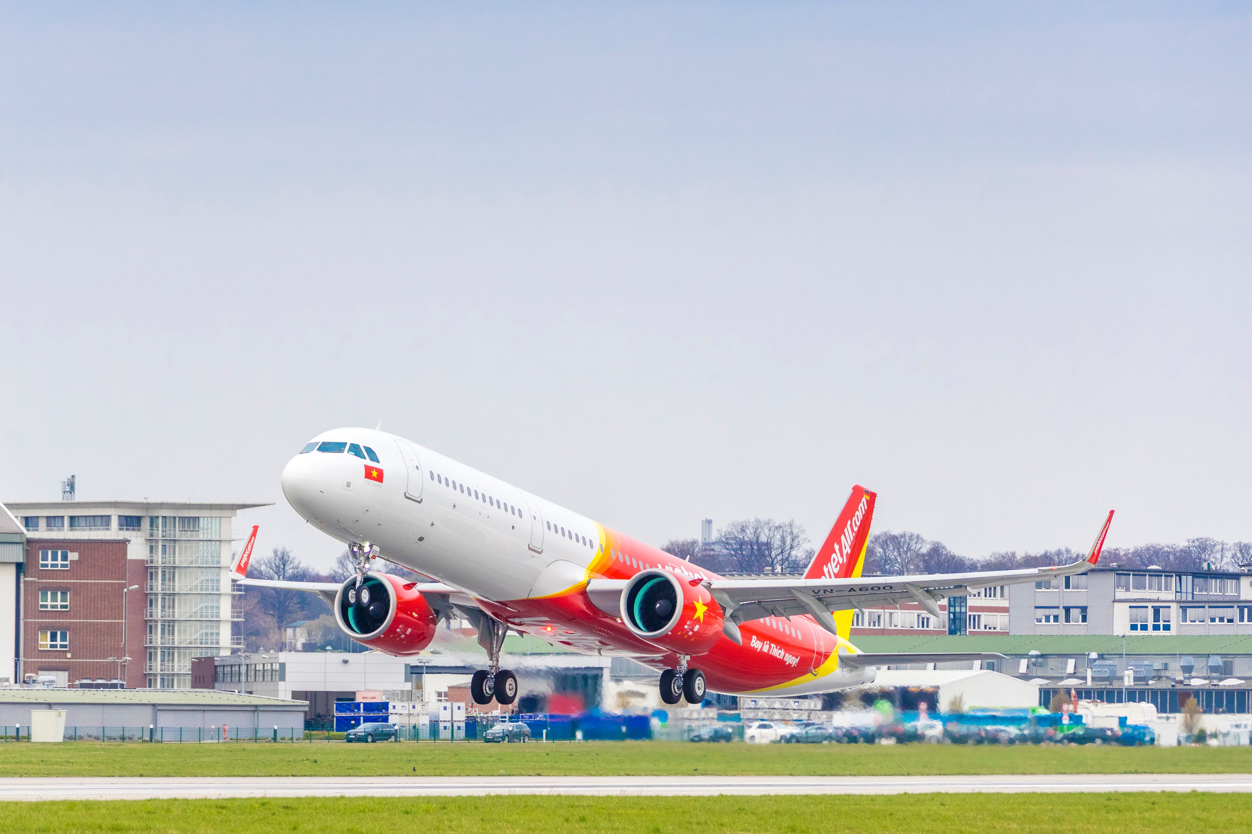 A321neo VietJet Air MSN8762 - Take off