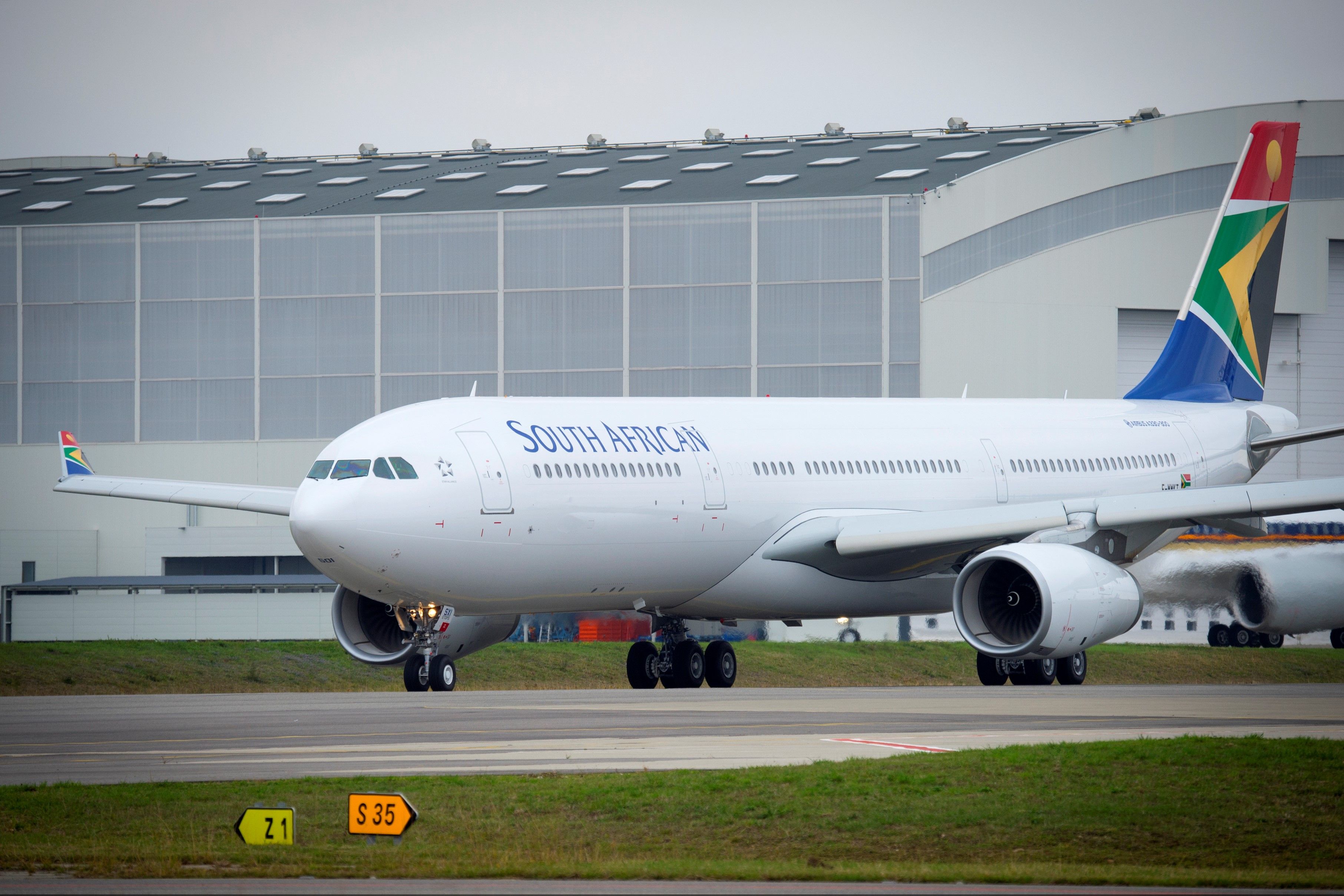 A330-300 South African Airways MSN1745 - Taxiing