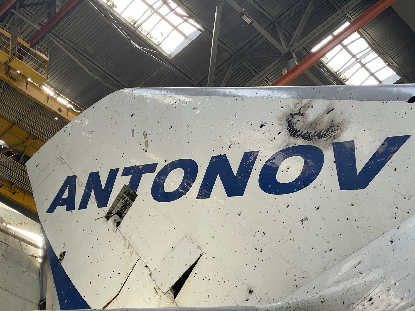 Antonov An-225 damage (2)