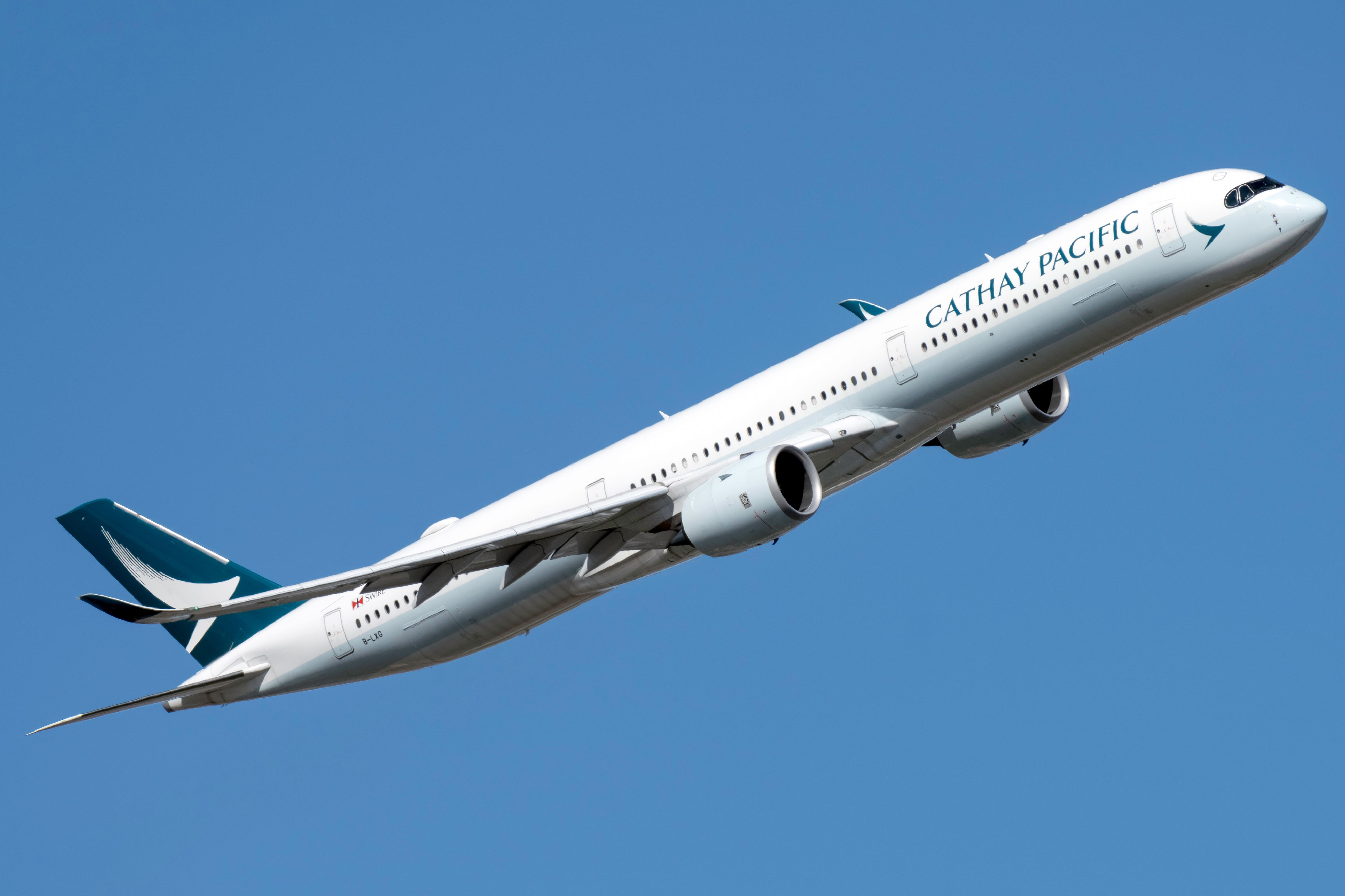 Cathay Pacific Airbus A350-1041 B-LXG
