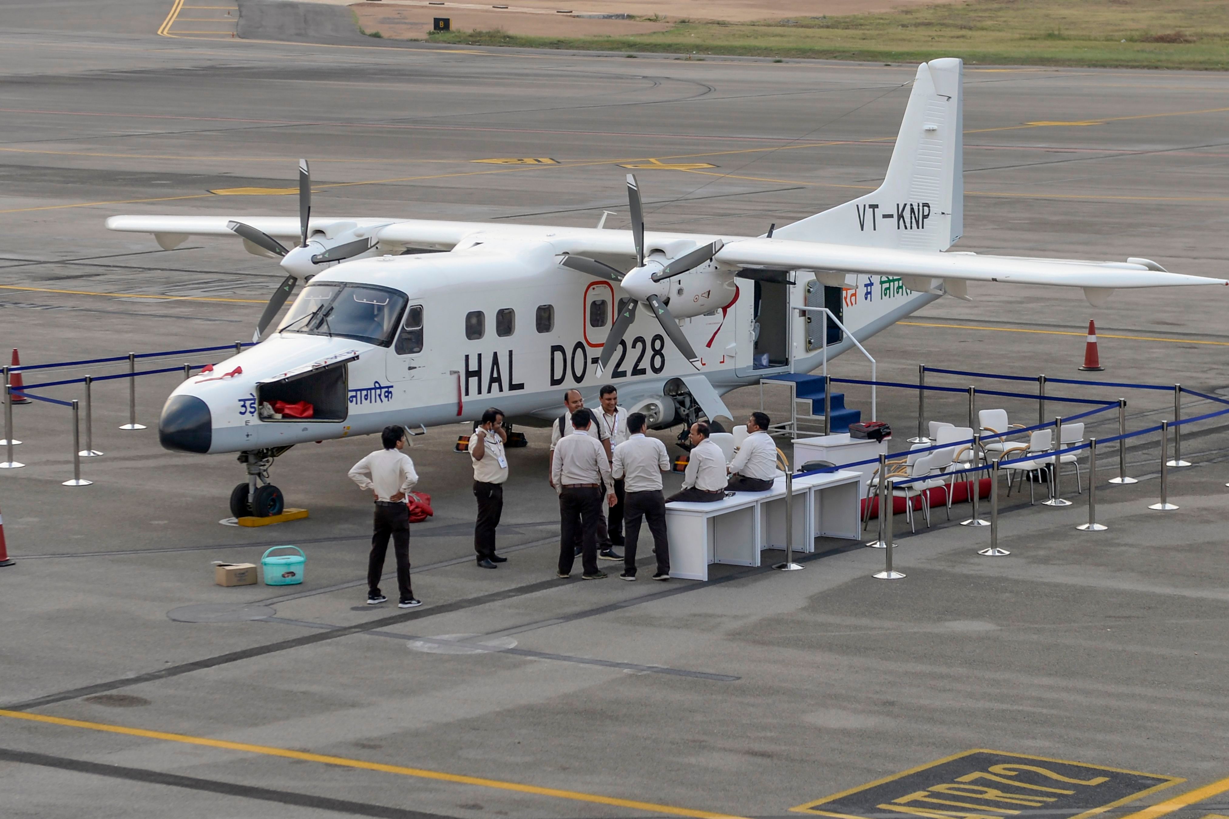 Dornier 228 VT-KNP