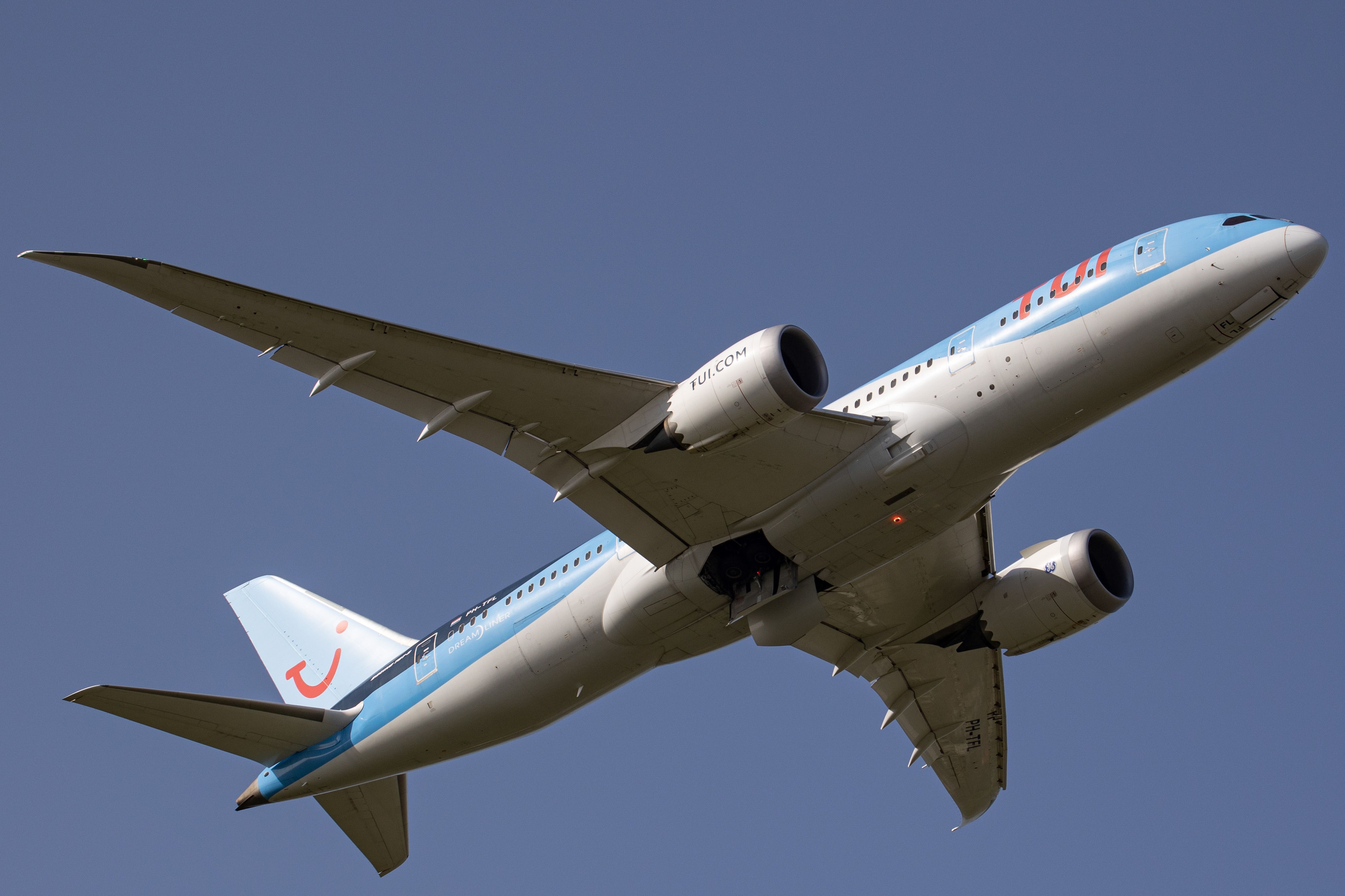 TUI Boeing 787