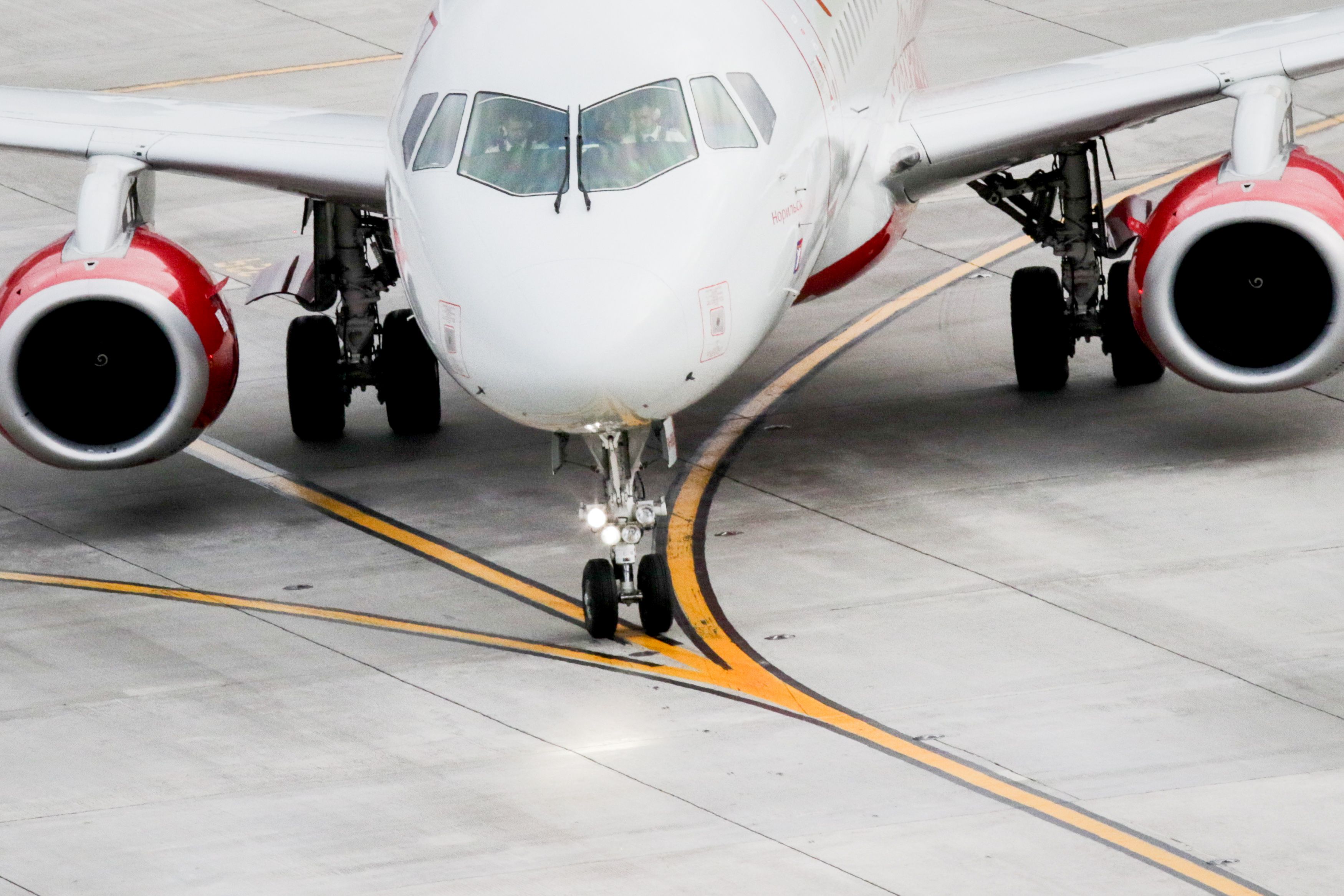 GettyImages-1235325992-1 Sukhoi Superjet SSJ100