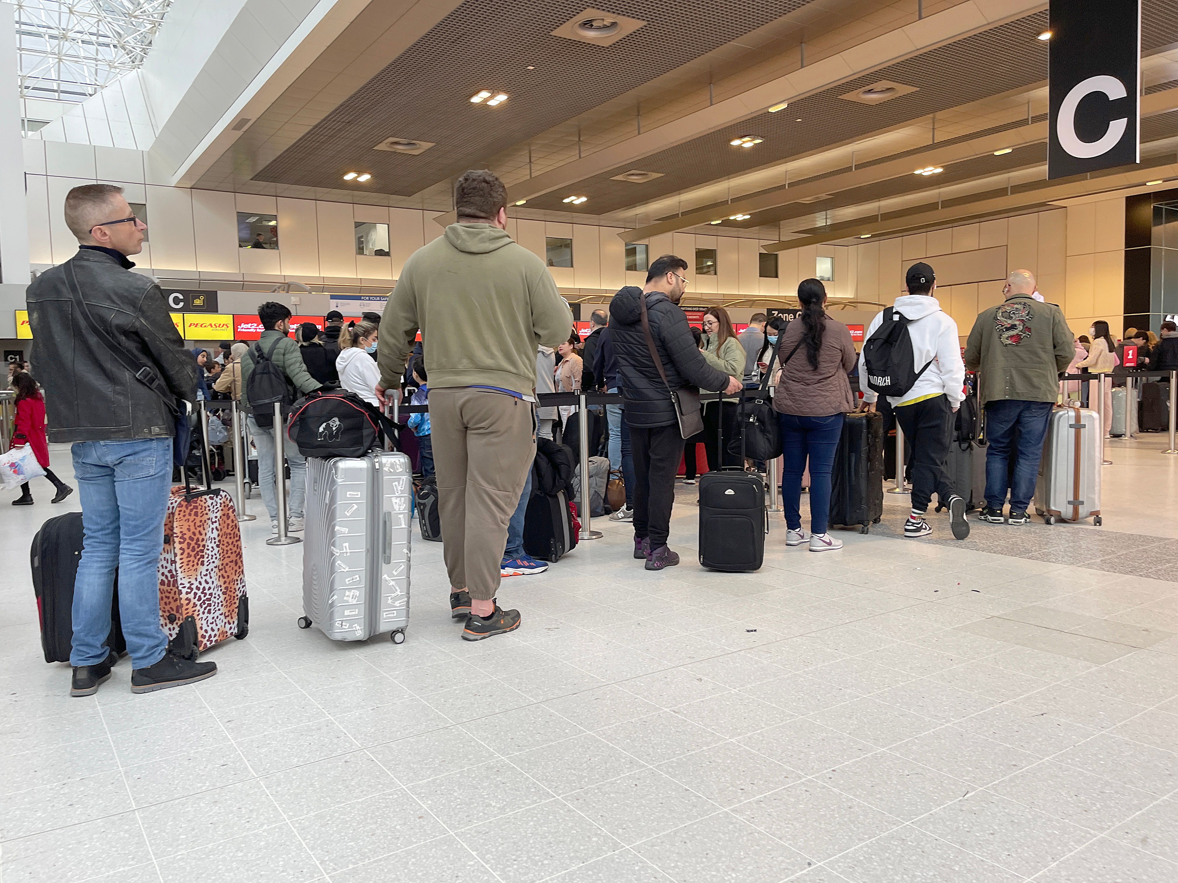 Manchester Airport Queues Over Easter