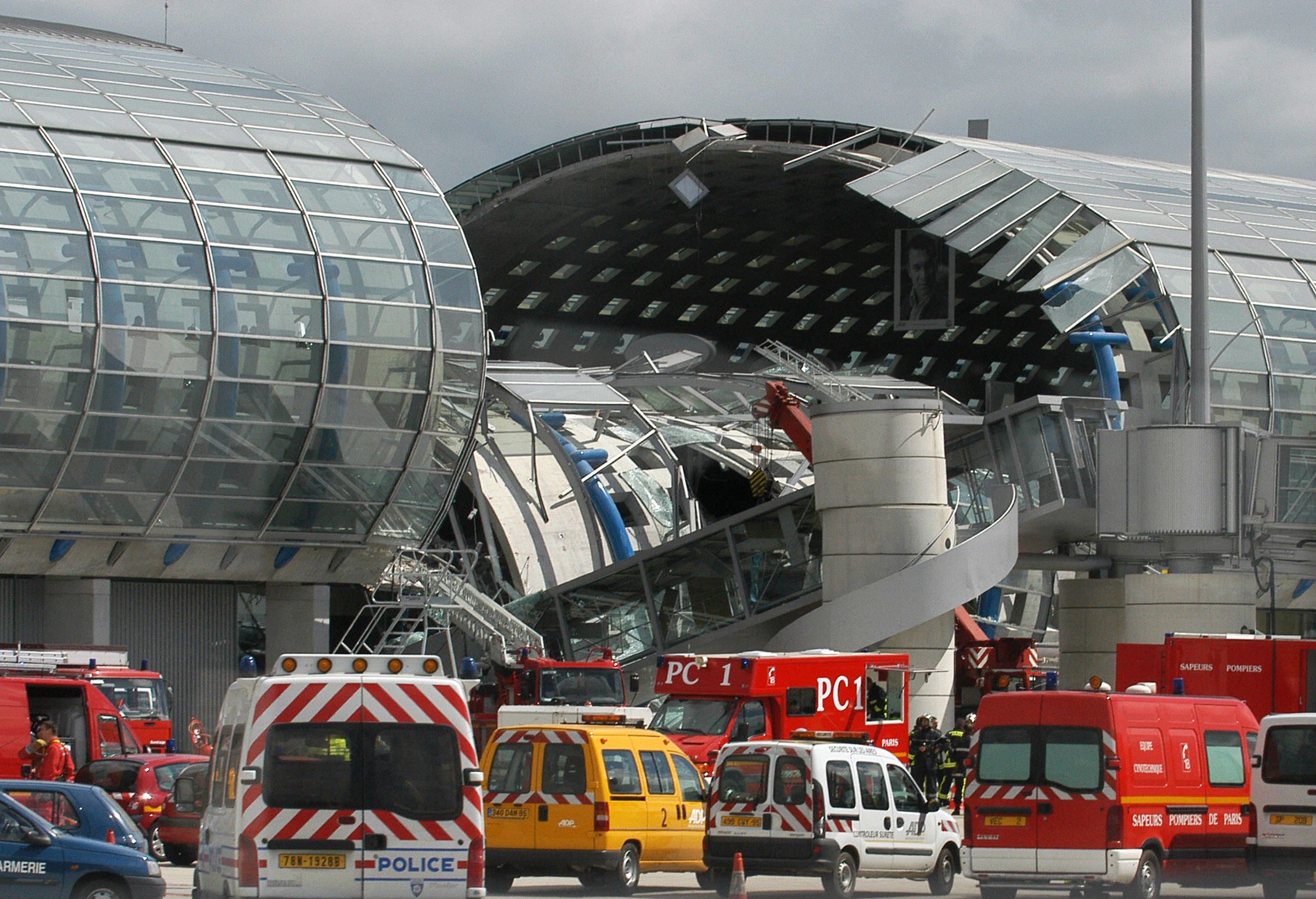 The 2004 Collapse Of Charles De Gaulle Airport's Terminal 2E