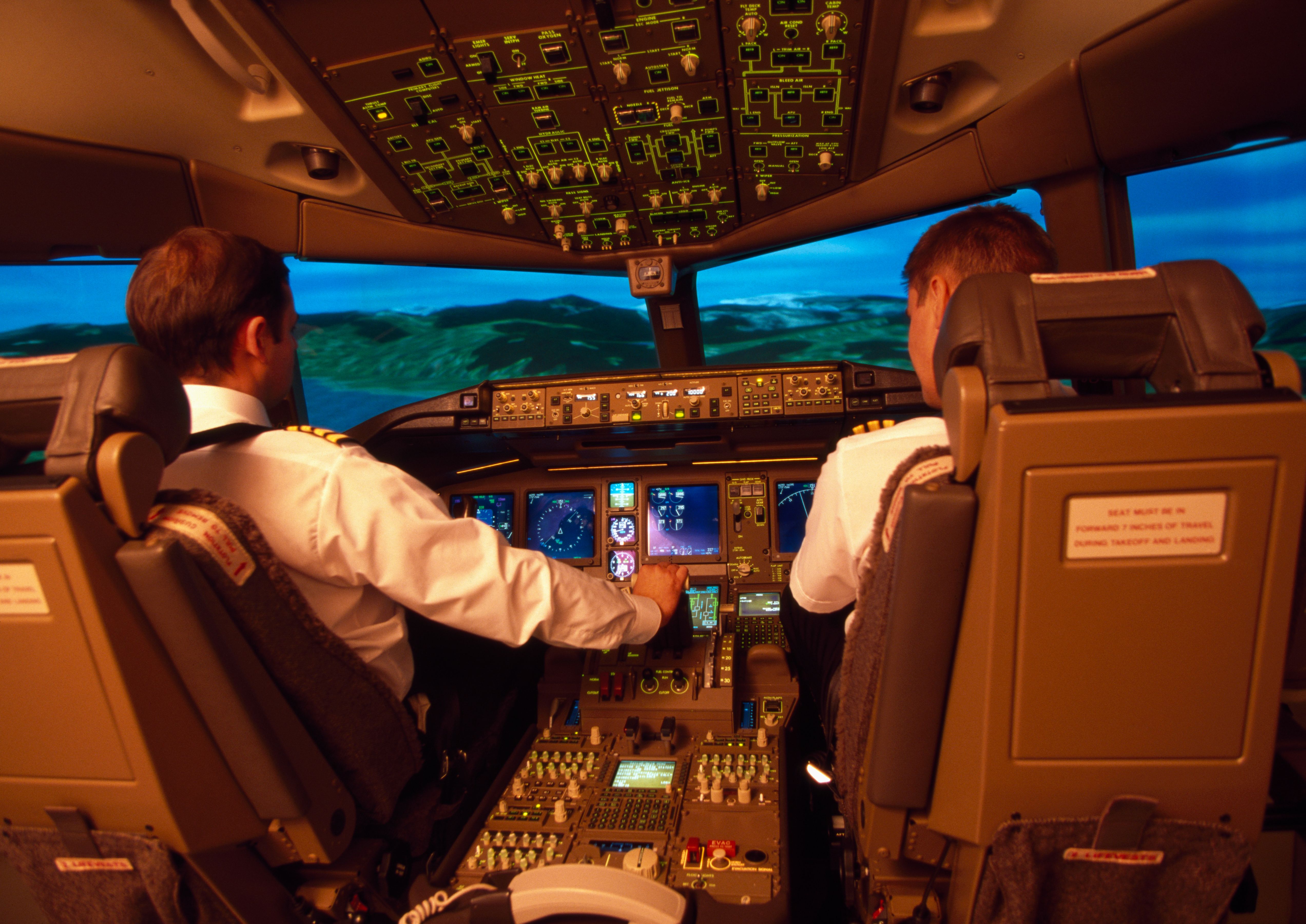 Flight Simulator Training Boeing 747