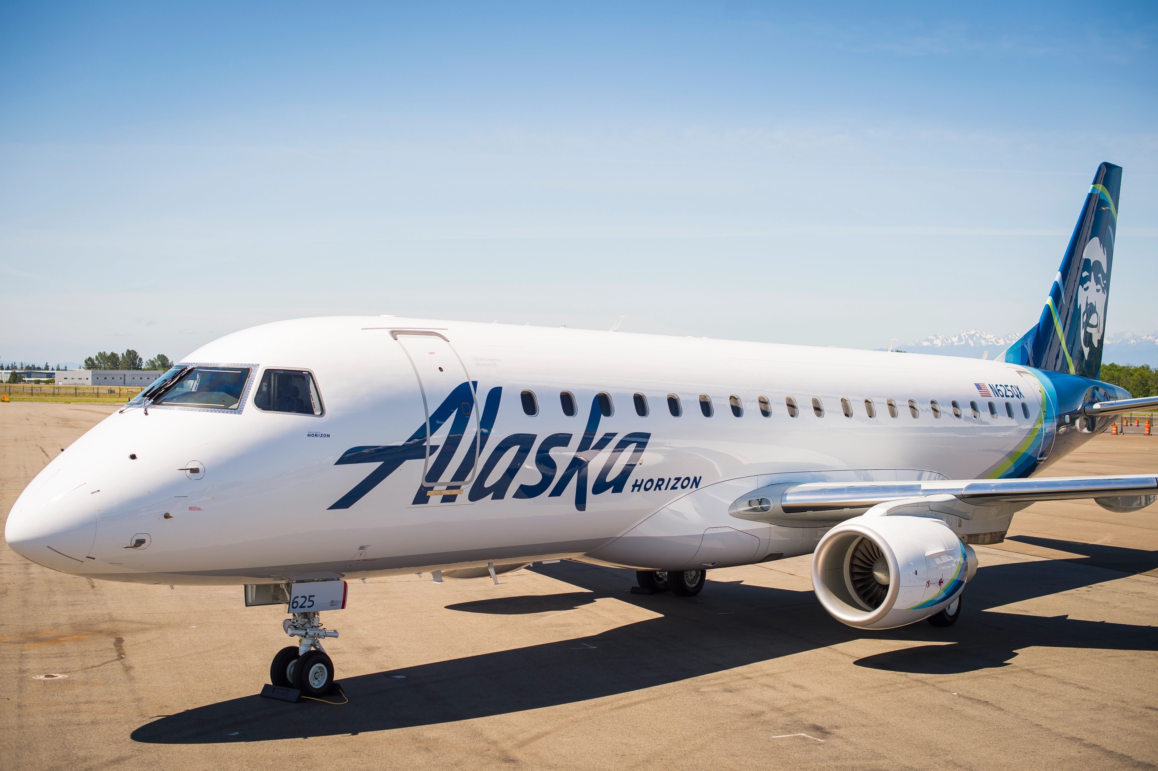 Horizon Air by Alaska Airlines