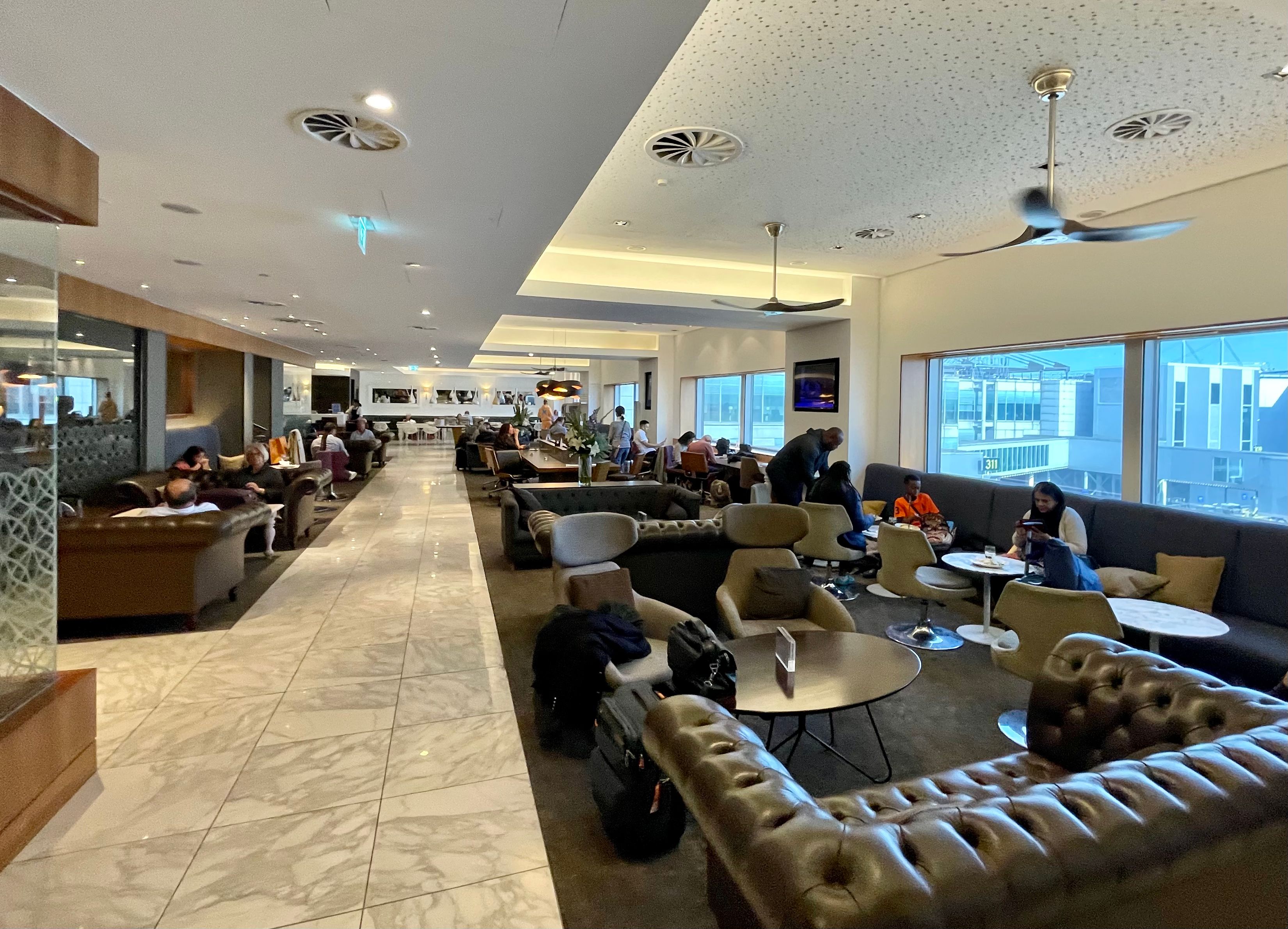 Lounge Review Heathrow Terminal 3's No 1 Lounge