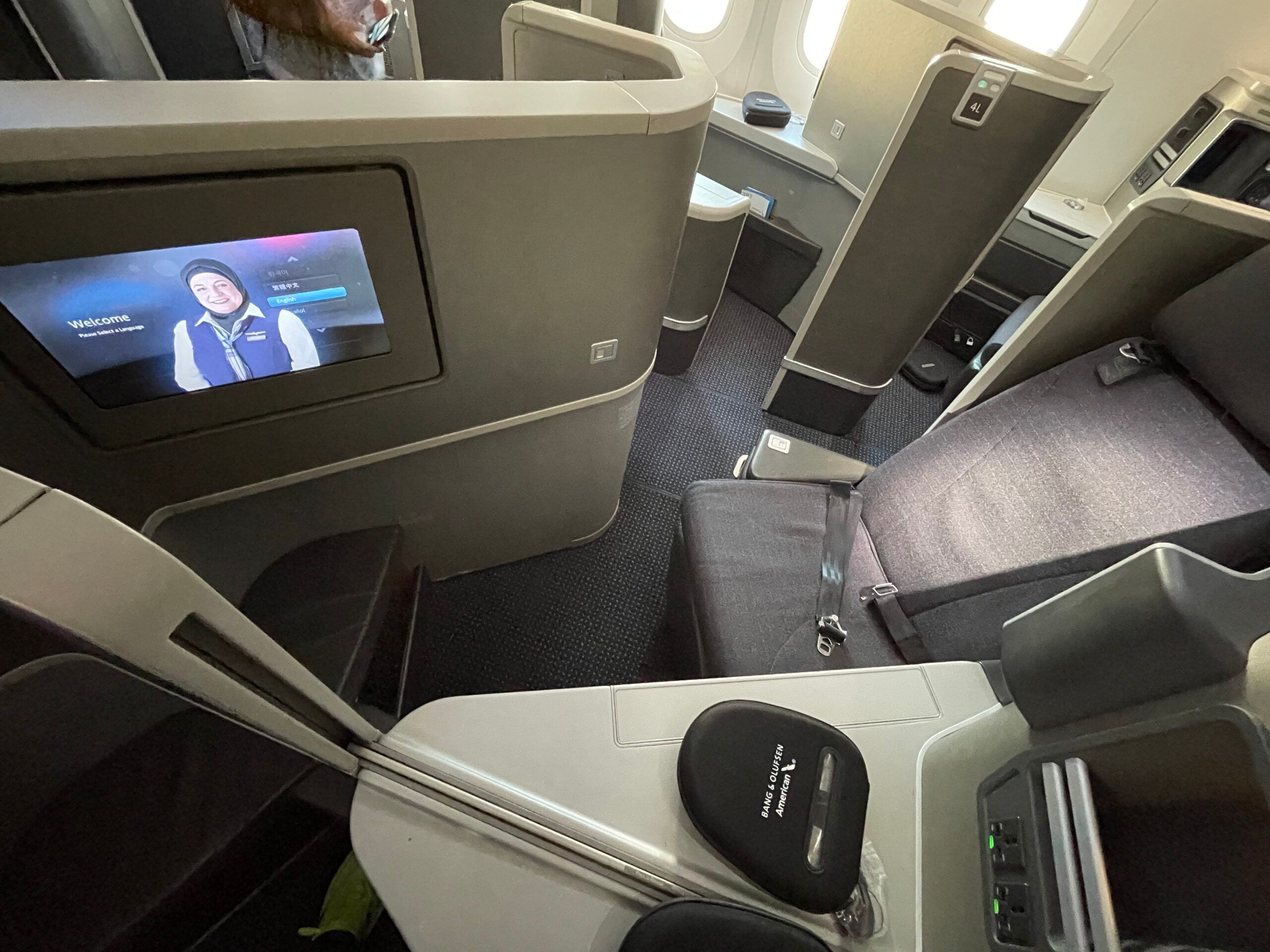 Flight Review: American Airlines Business Class Boeing 787 Miami to Quito