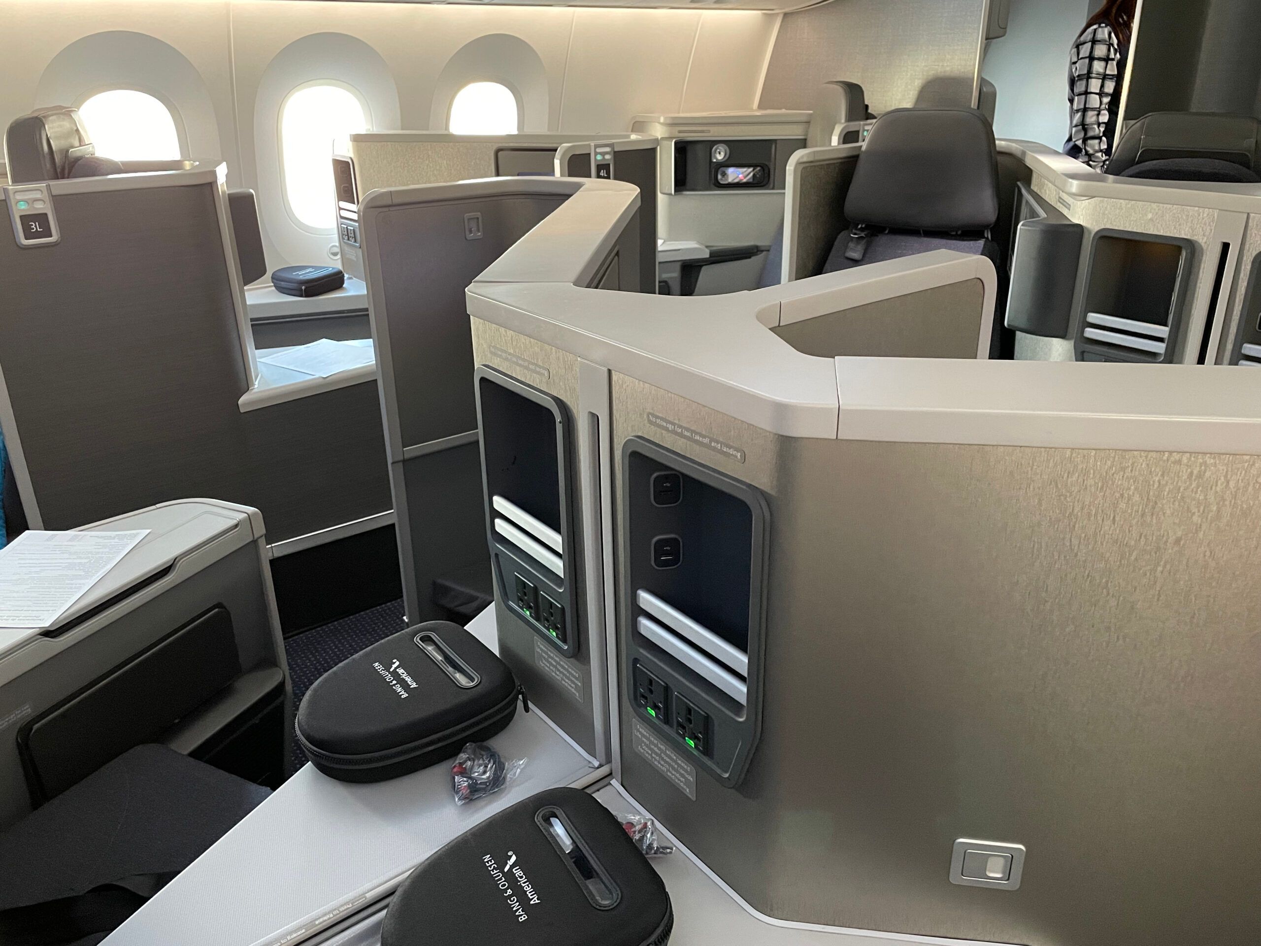 Flight Review: American Airlines Business Class Boeing 787 Miami to Quito