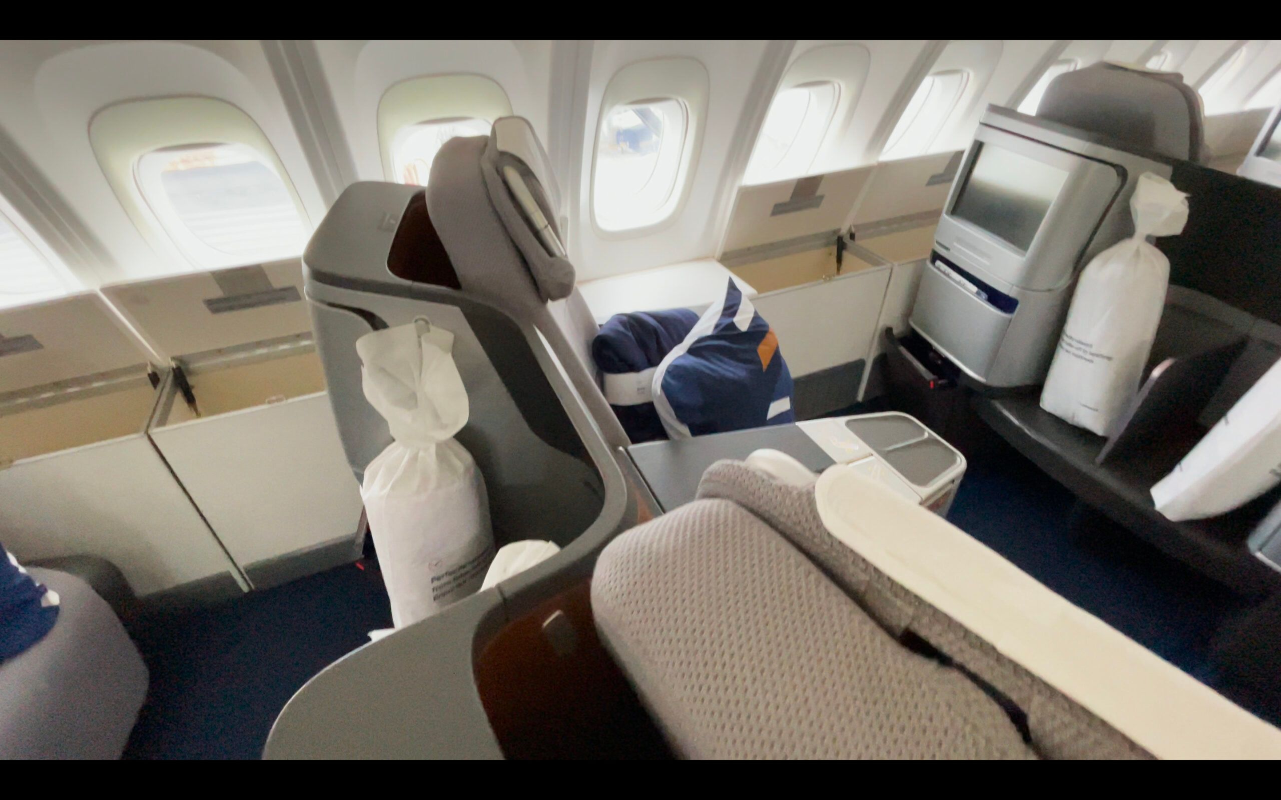 Flight Review: Lufthansa Business Class - Boeing 747-8i - San Francisco ...