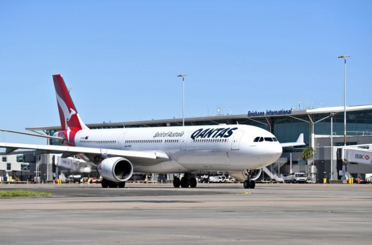 Qantas Crew Reportedly Building Blanket Forts To Sleep On Airbus A330s