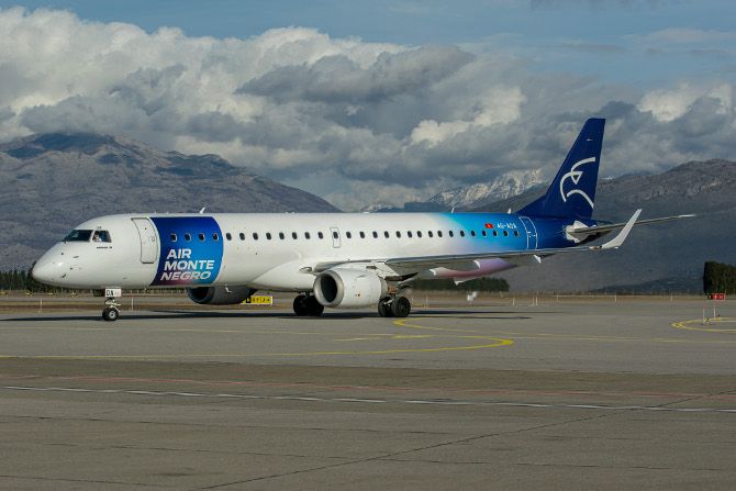 Air Montenegro Embraer