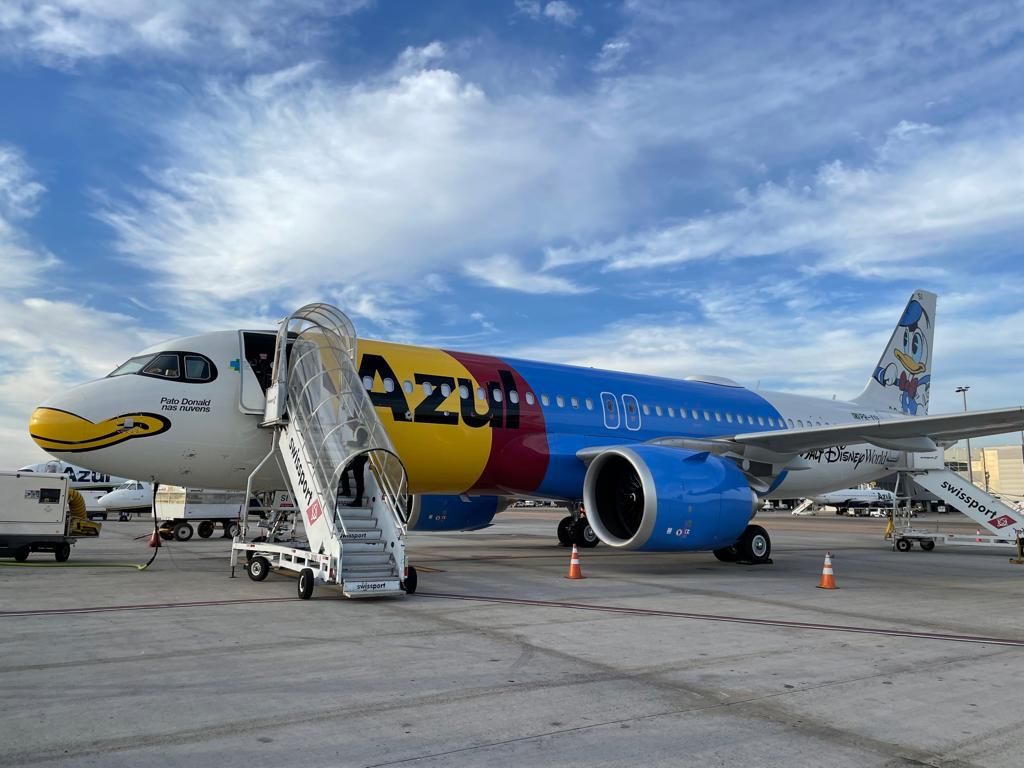 Azul Launches Operations With Its Donald Duck Airbus A320neo