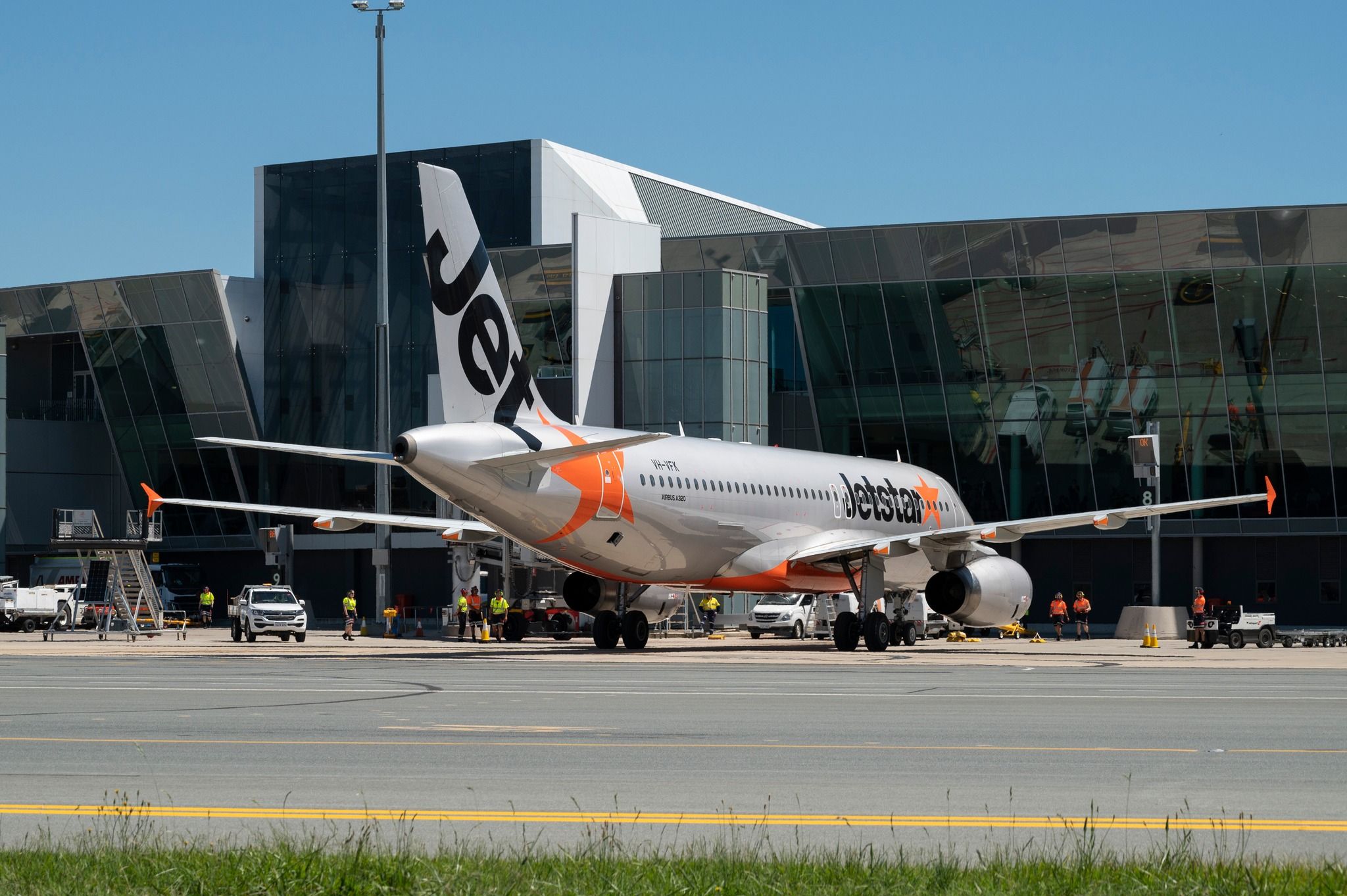 Jetstar Airbus A320 Canberra Airport