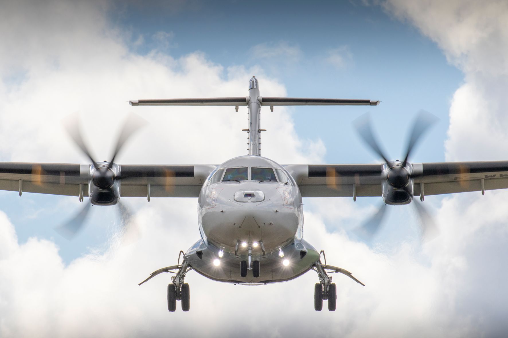 Which Active ATR 42 Aircraft Have Amassed The Most Flight Cycles?