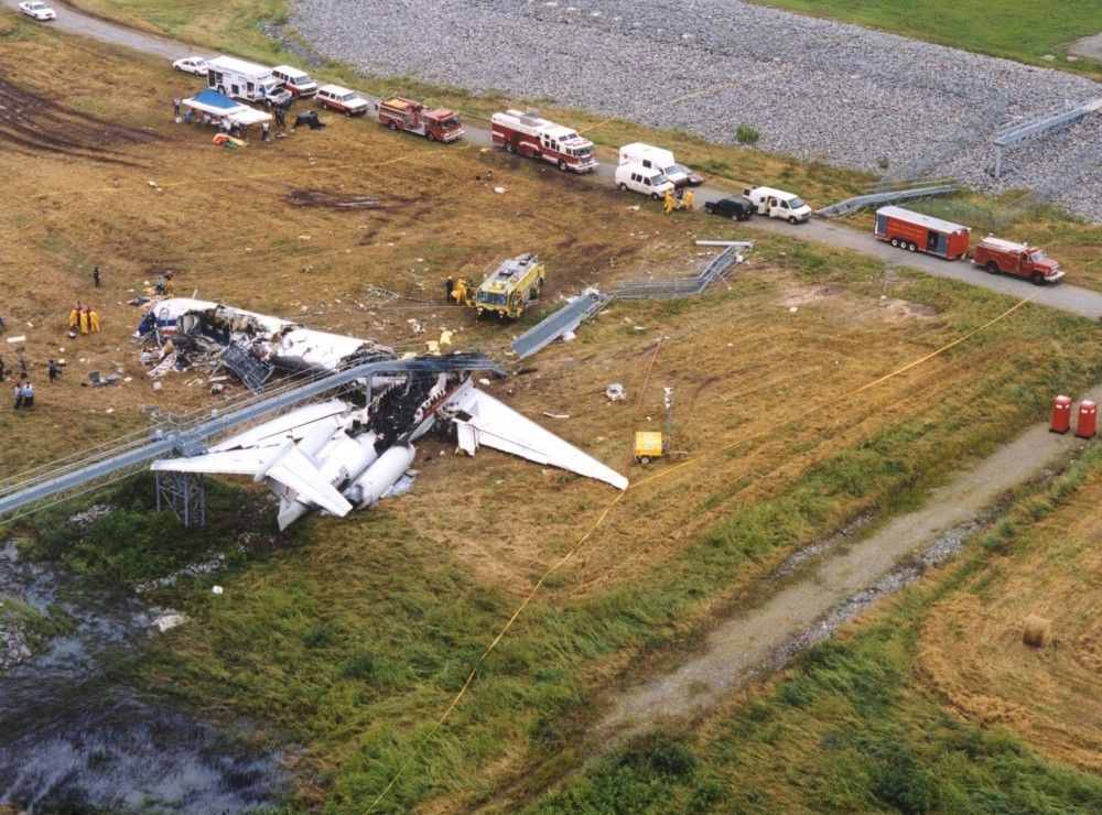 American_Airlines_Flight_1420_wreckage2