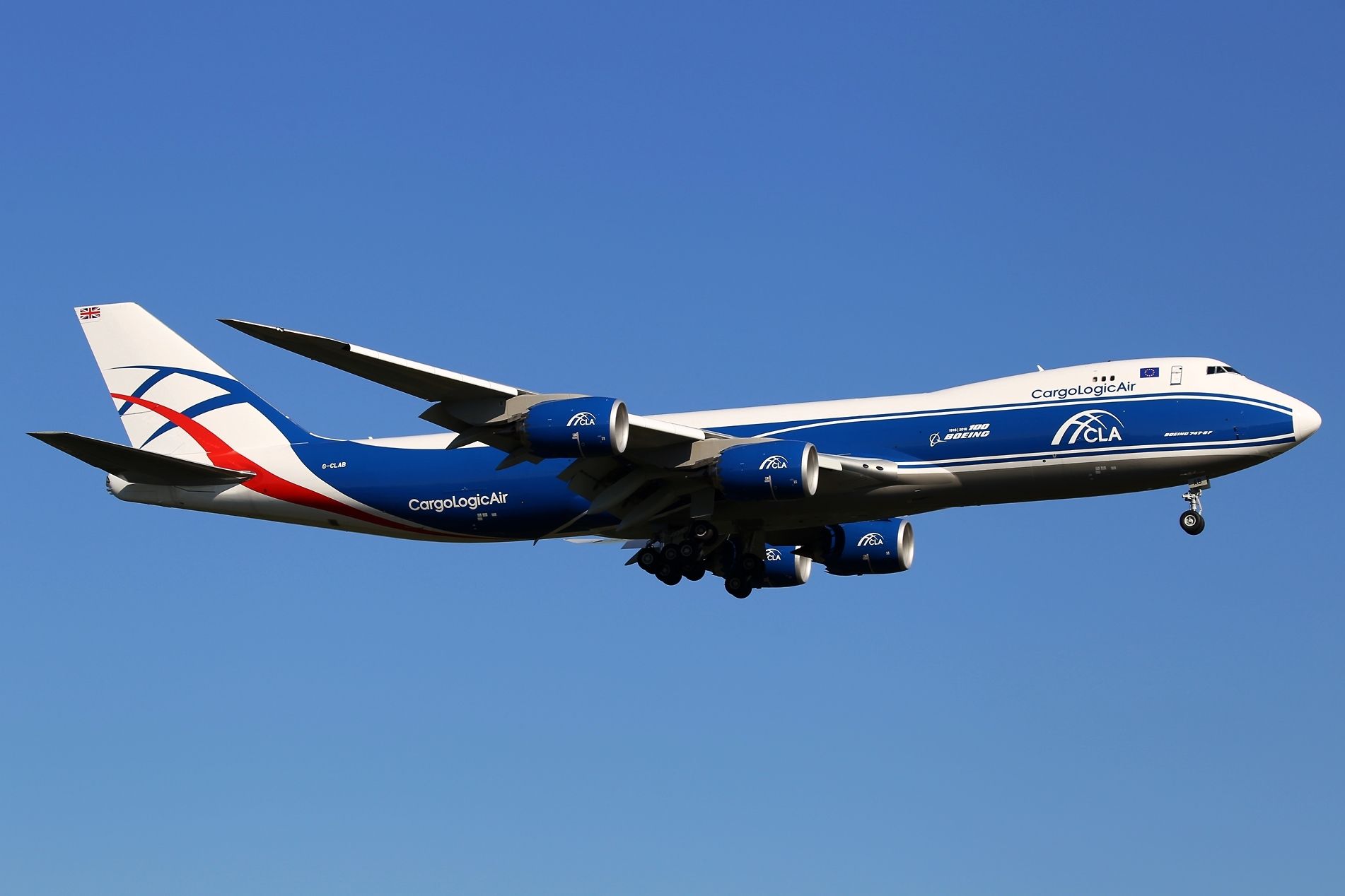 CargoLogicAir_Boeing_747-83QF_G-CLAB_(28828056003)
