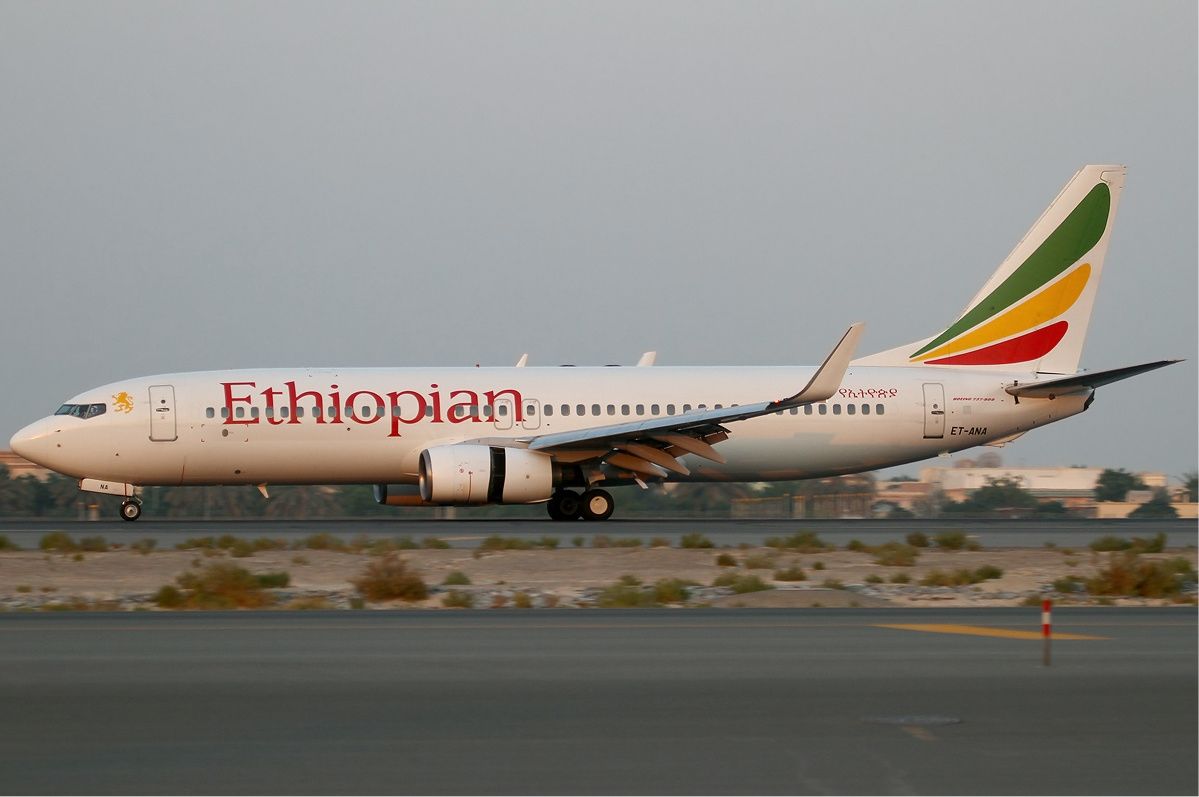 Ethiopian_Airlines_Boeing_737-800_KvW
