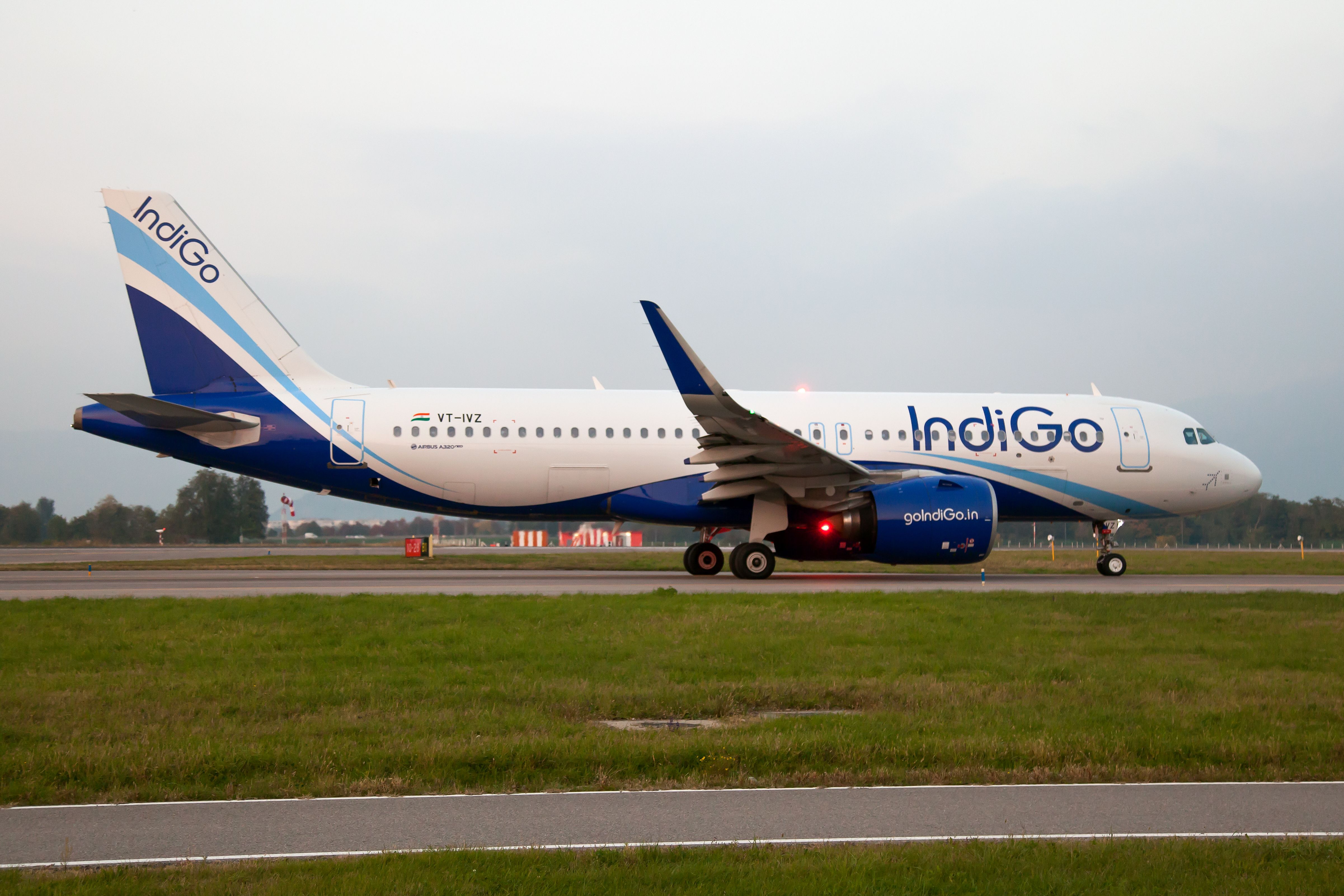 IndiGo Airbus A320neo taxiing 