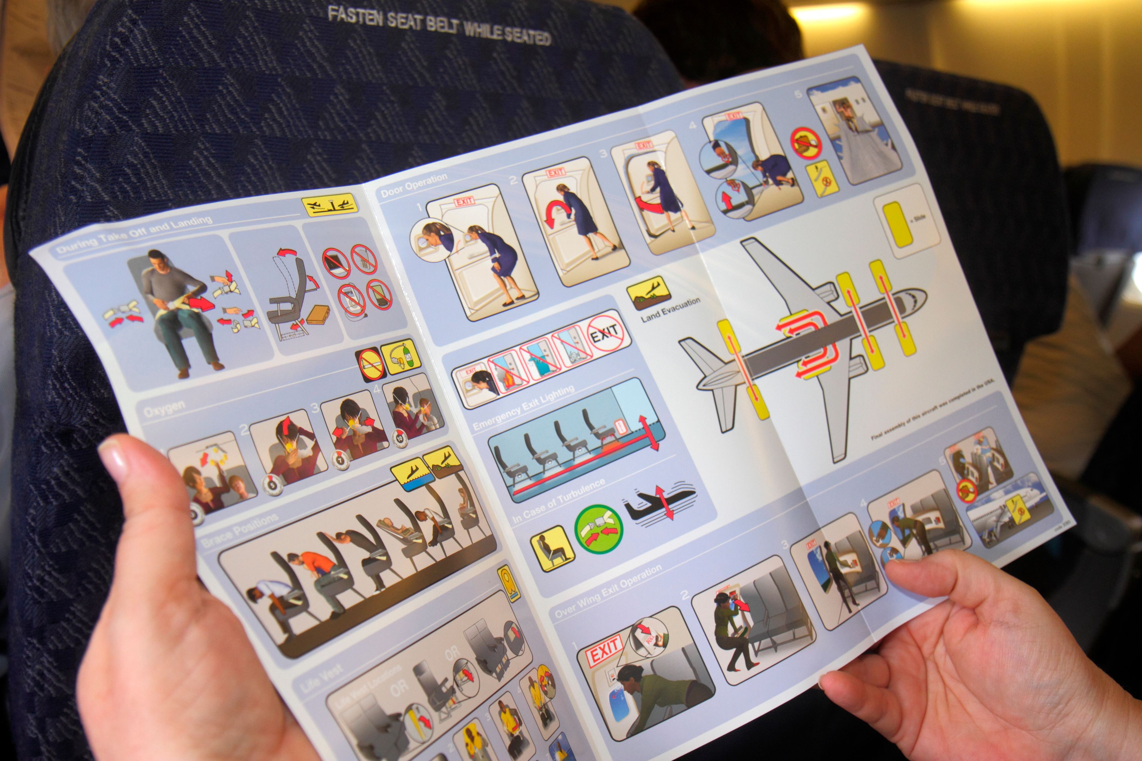 GettyImages-630048578 airline safety card