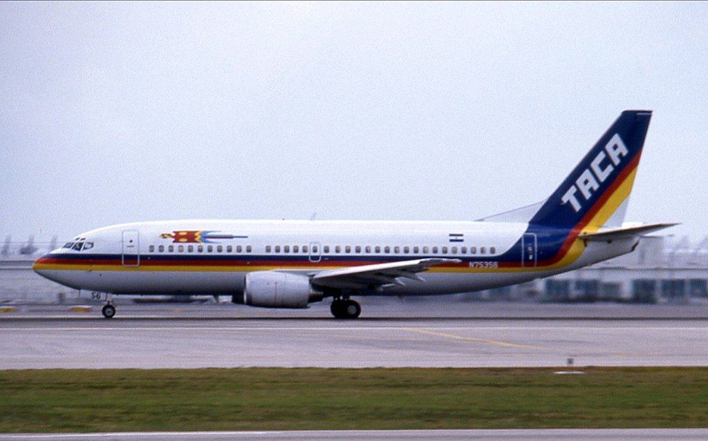 N75356_Boeing_737-300_TACA_International_Airlines_Miami_FL_June_1989_(cropped)-1