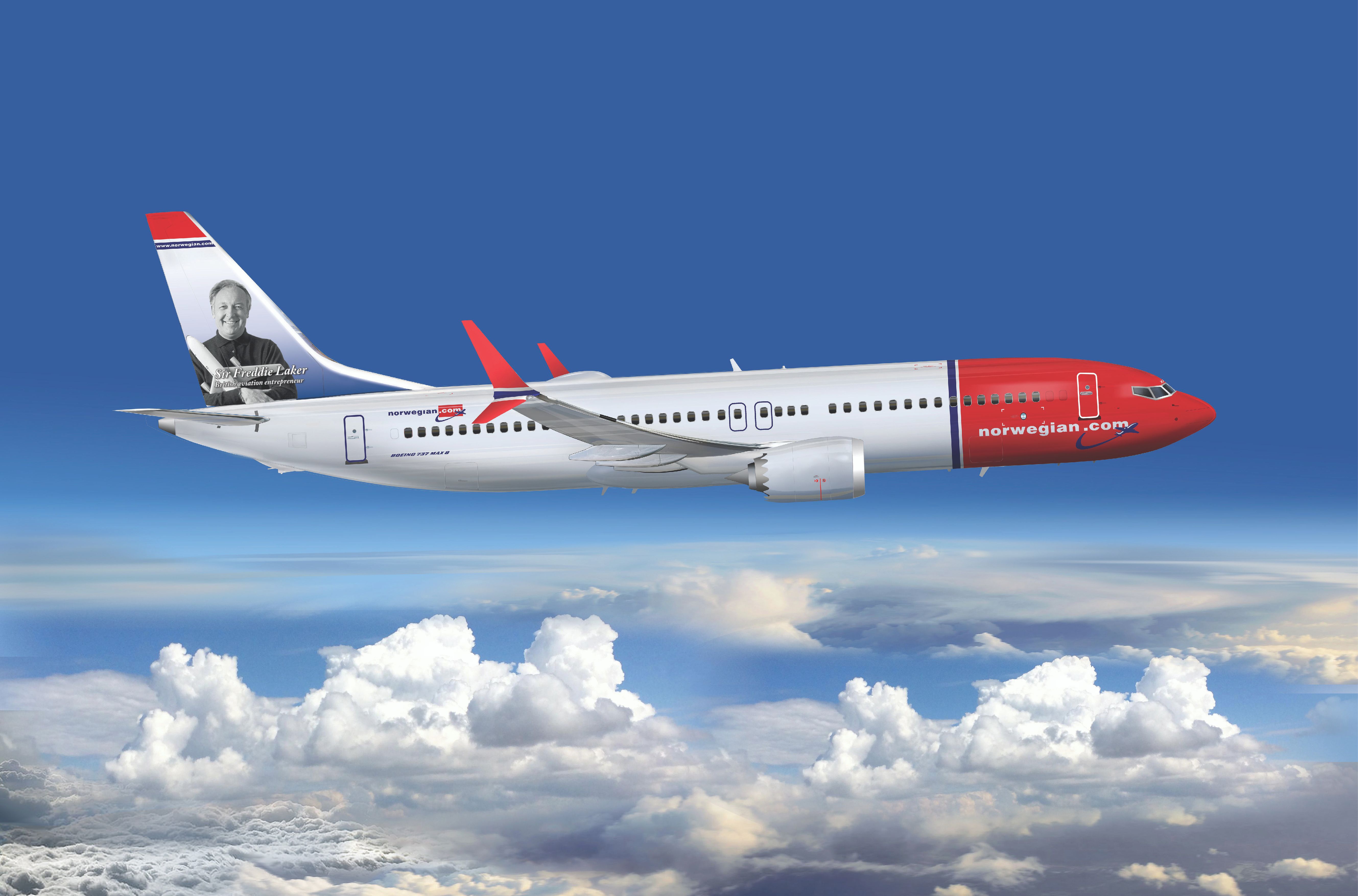 Norwegian 737MAX Freddie Laker tail fin (1)