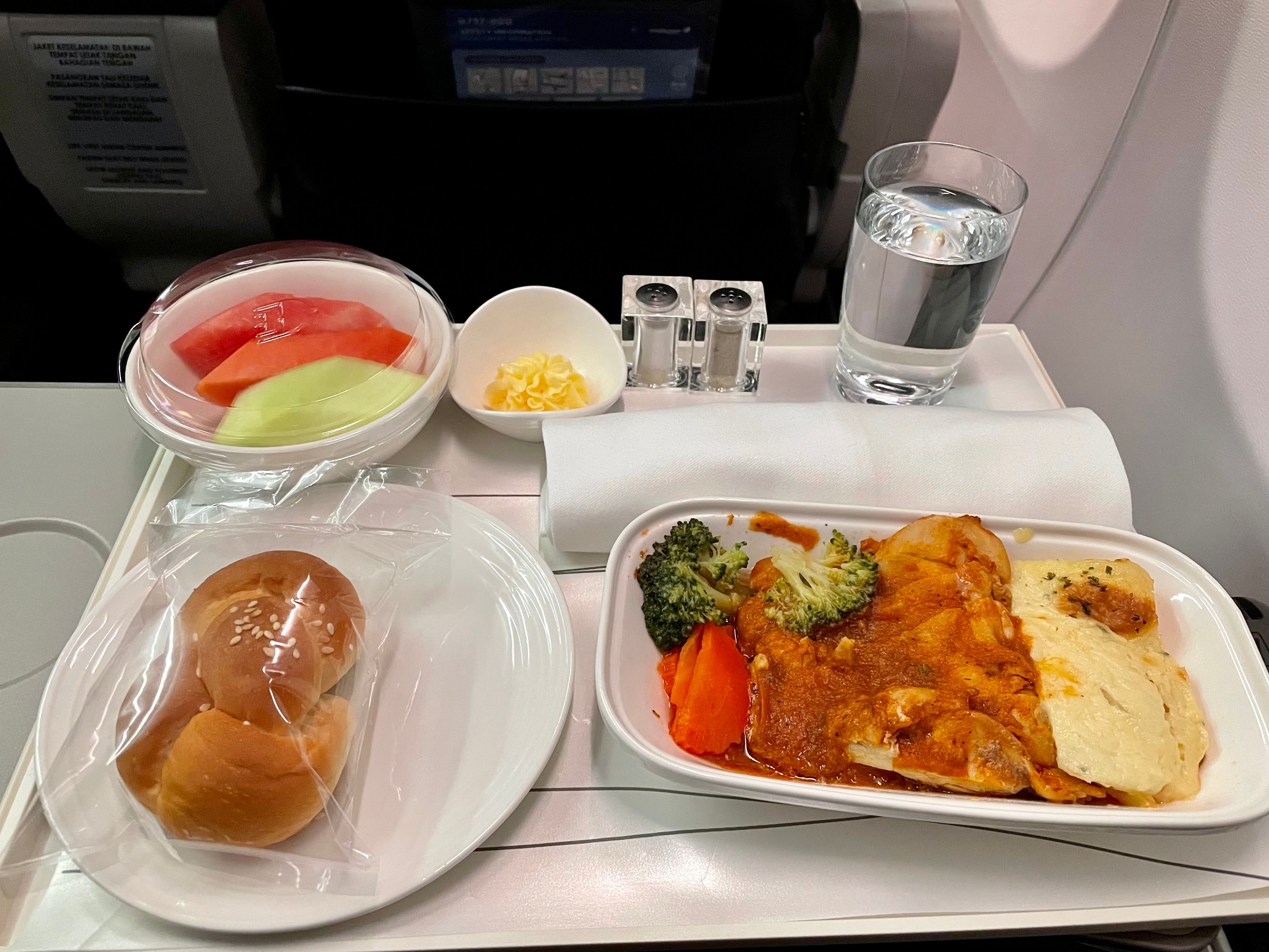 Malaysia Airlines 737 Cuisine 