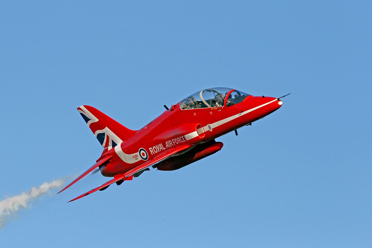 Red_Arrows_Display_New_Tail_Fin_Design_MOD_45158585