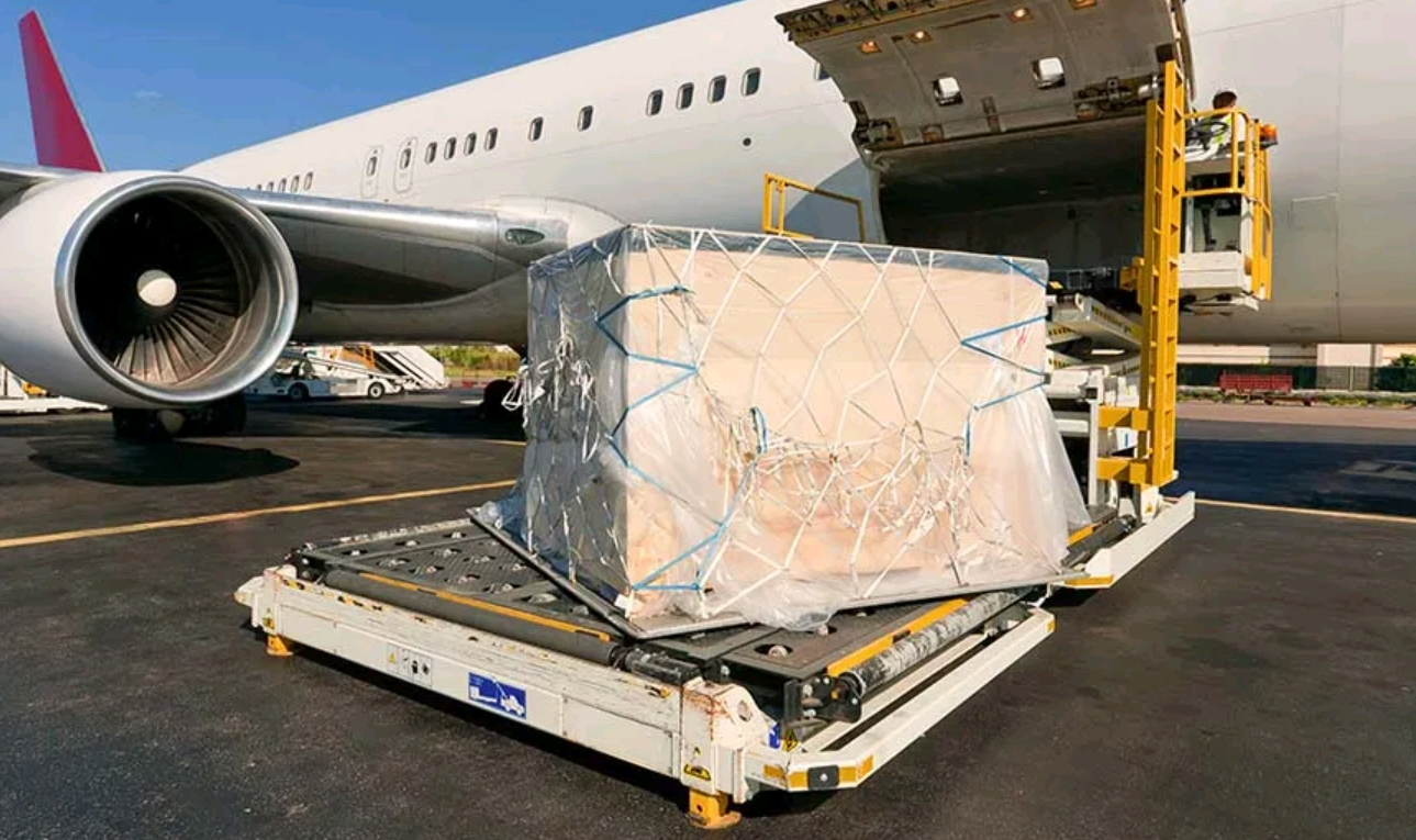 DG Air freight Loading Dangerous Goods