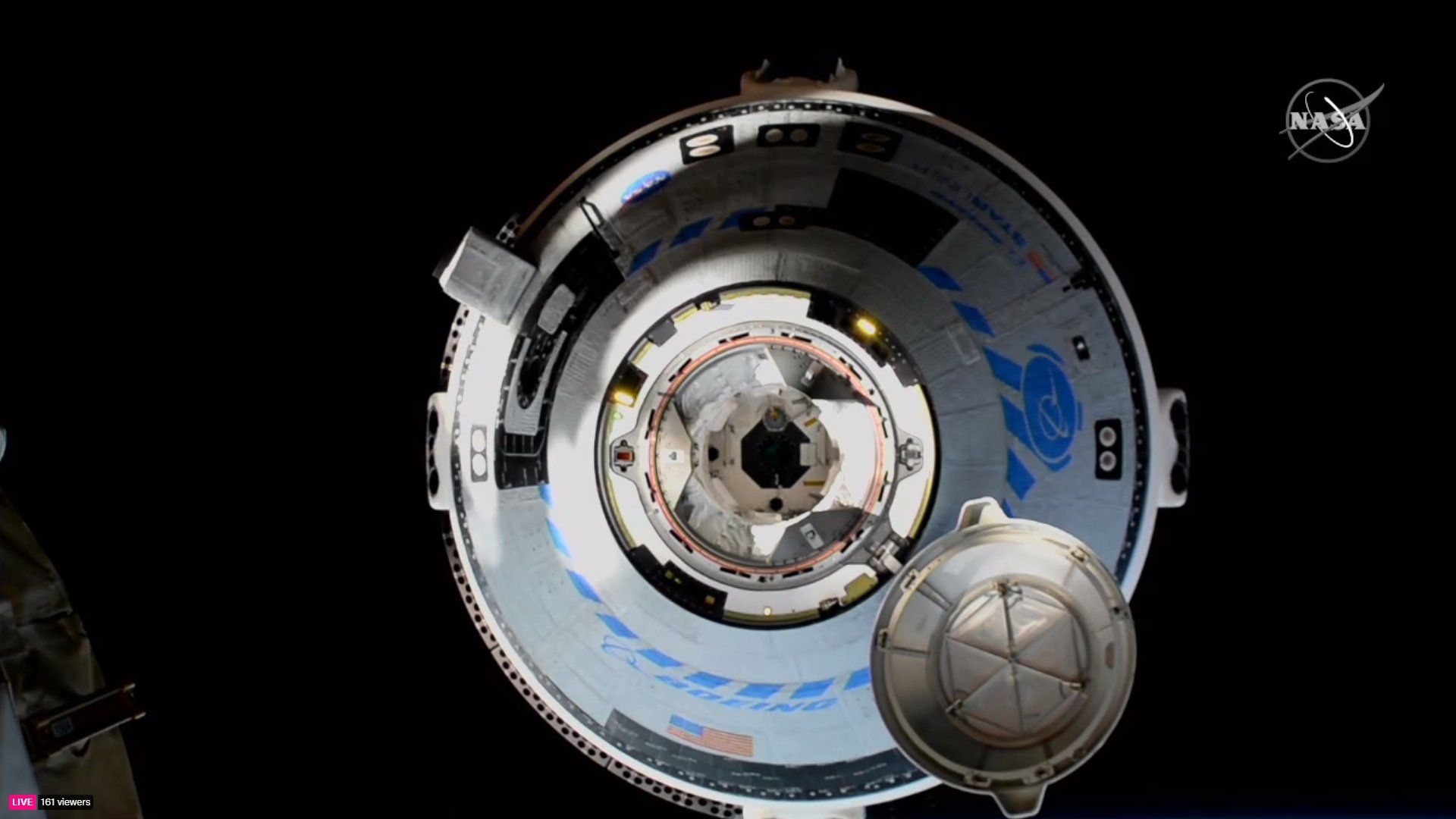 starliner docking to the iss