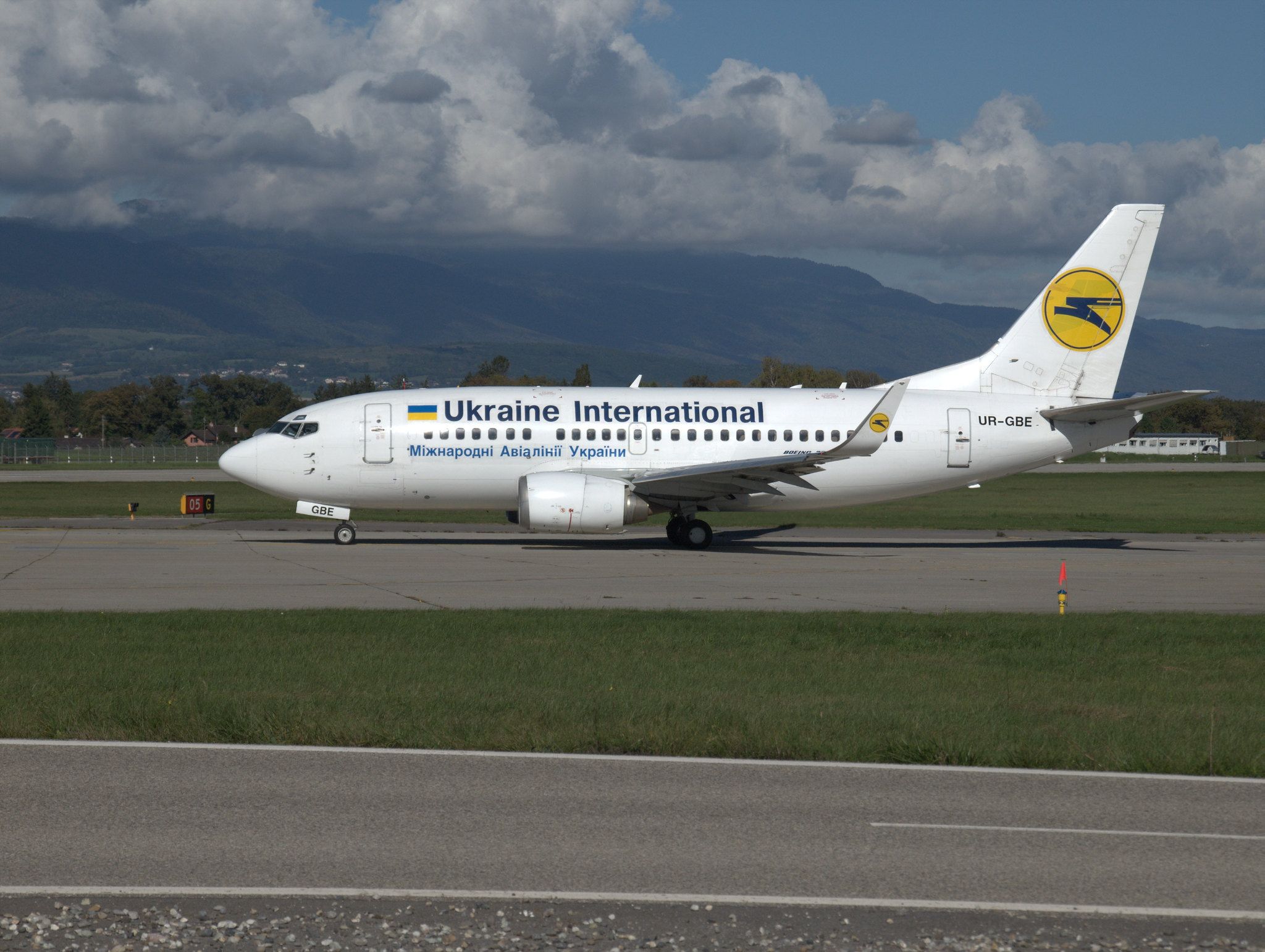 33 Years Of Flight: Where Can You Find The Oldest Active Boeing 737-500s?