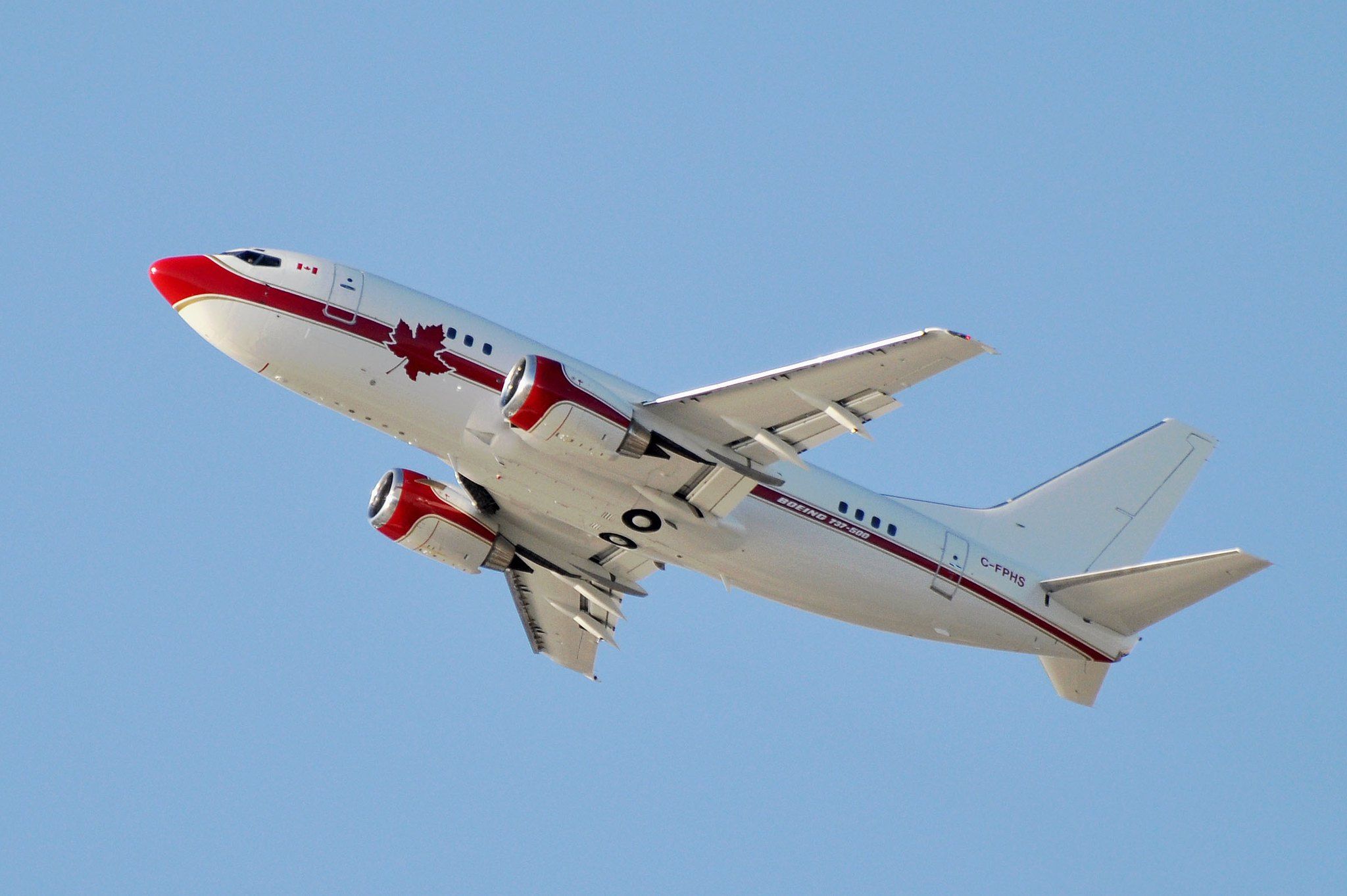 33 Years Of Flight: Where Can You Find The Oldest Active Boeing 737-500s?