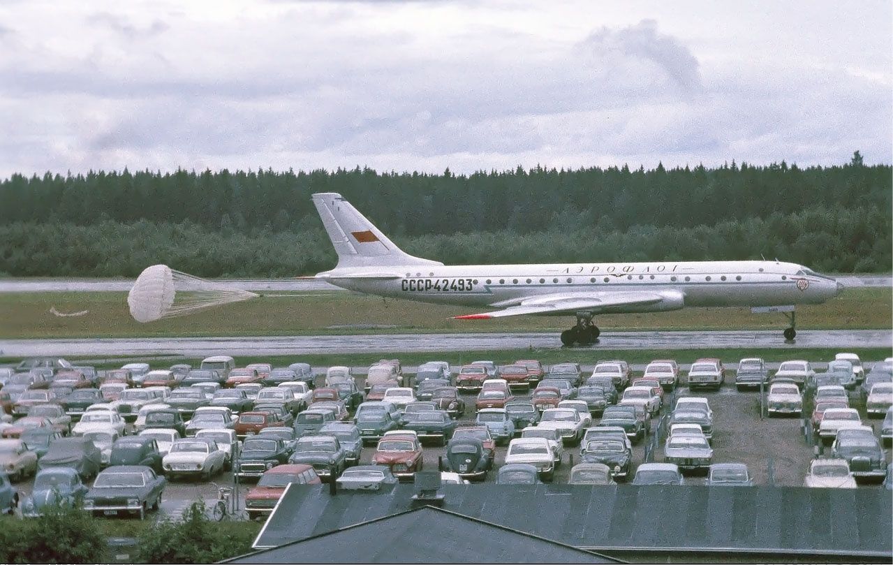 An Aeroflot Tupolev Tu-104B landing with parachute.