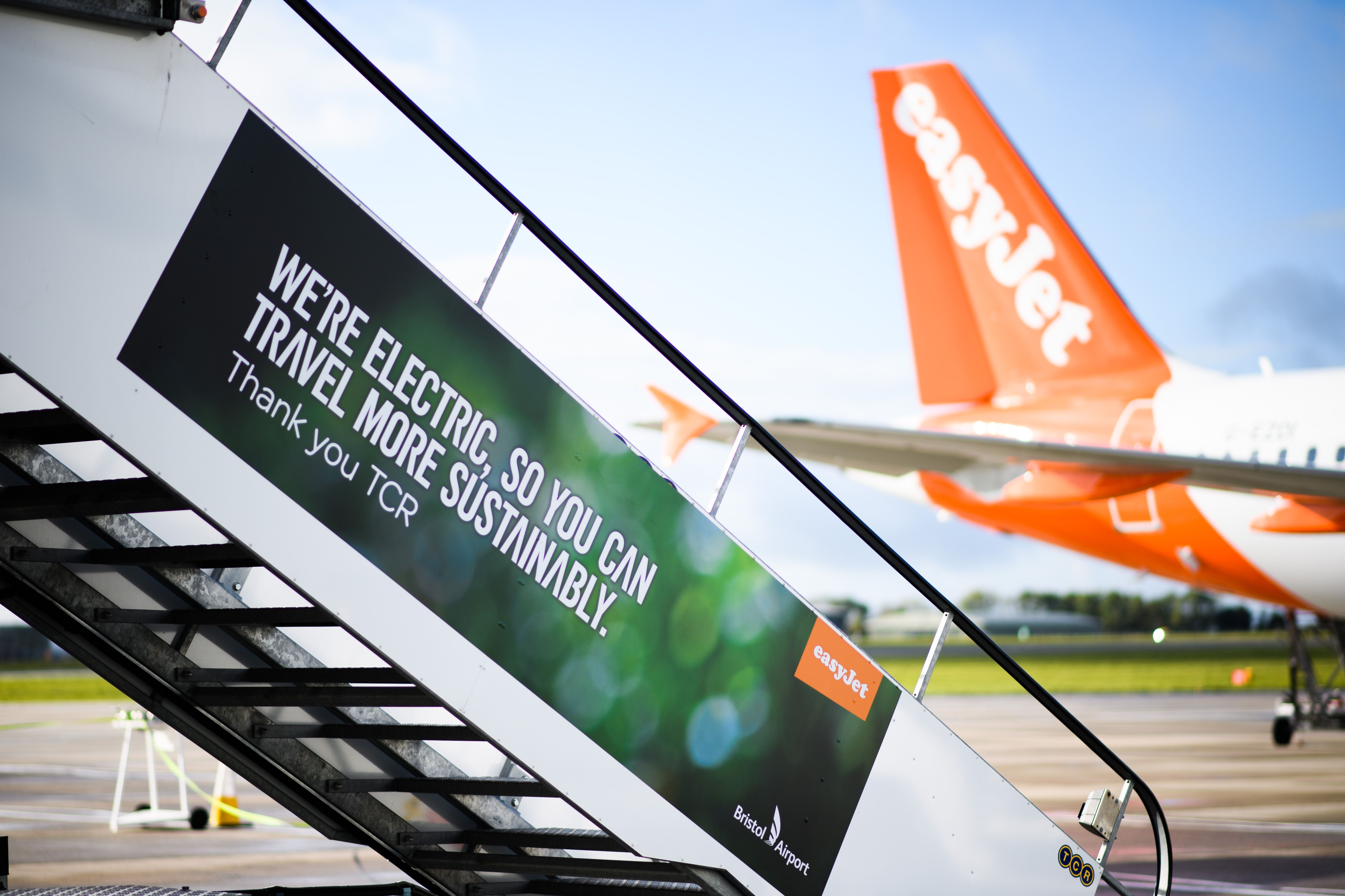 BRISTOL_AIRPORT easyjet electric pilot ground support trial