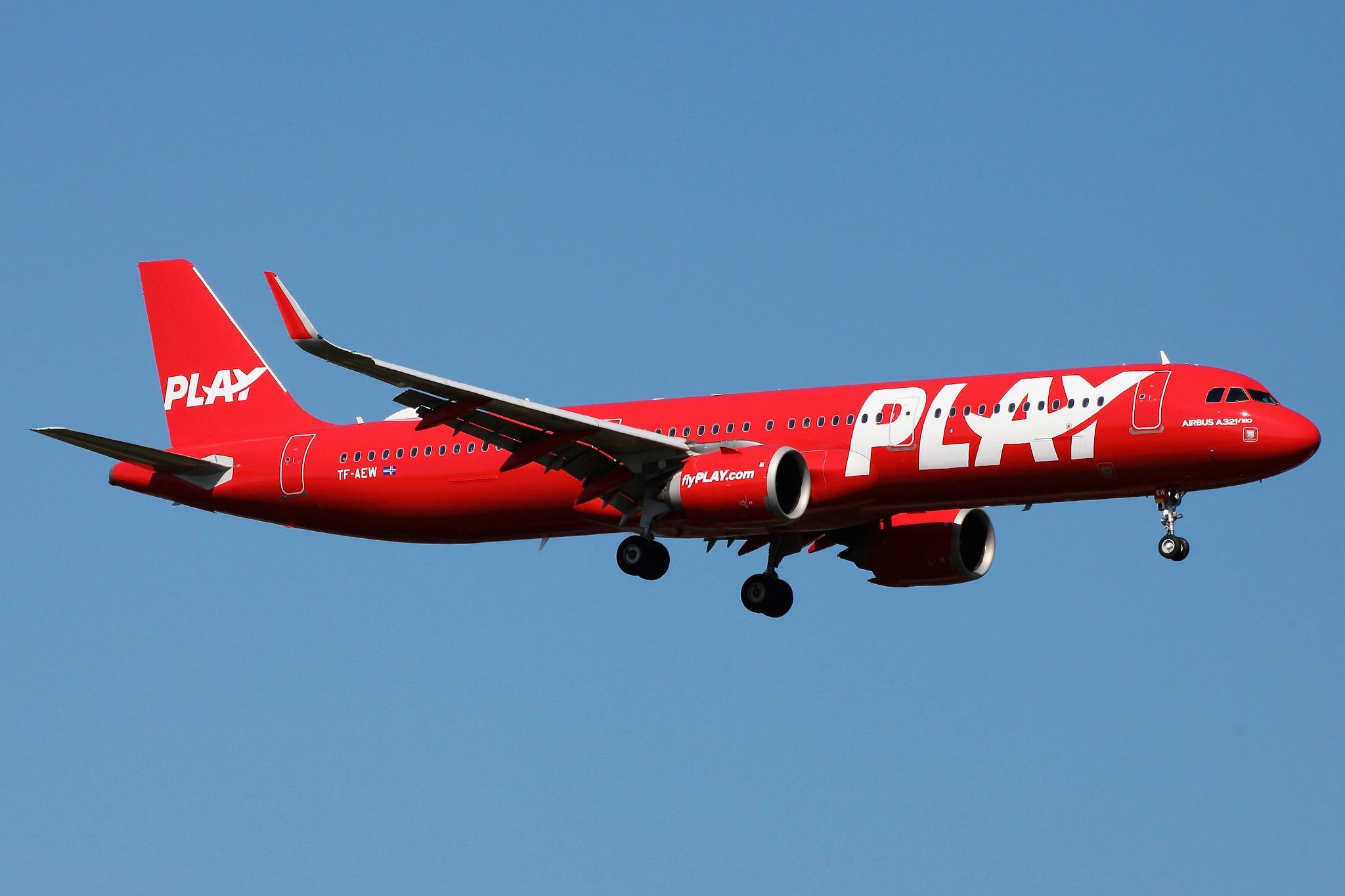 Why play chose stewart international airport to launch transatlantic