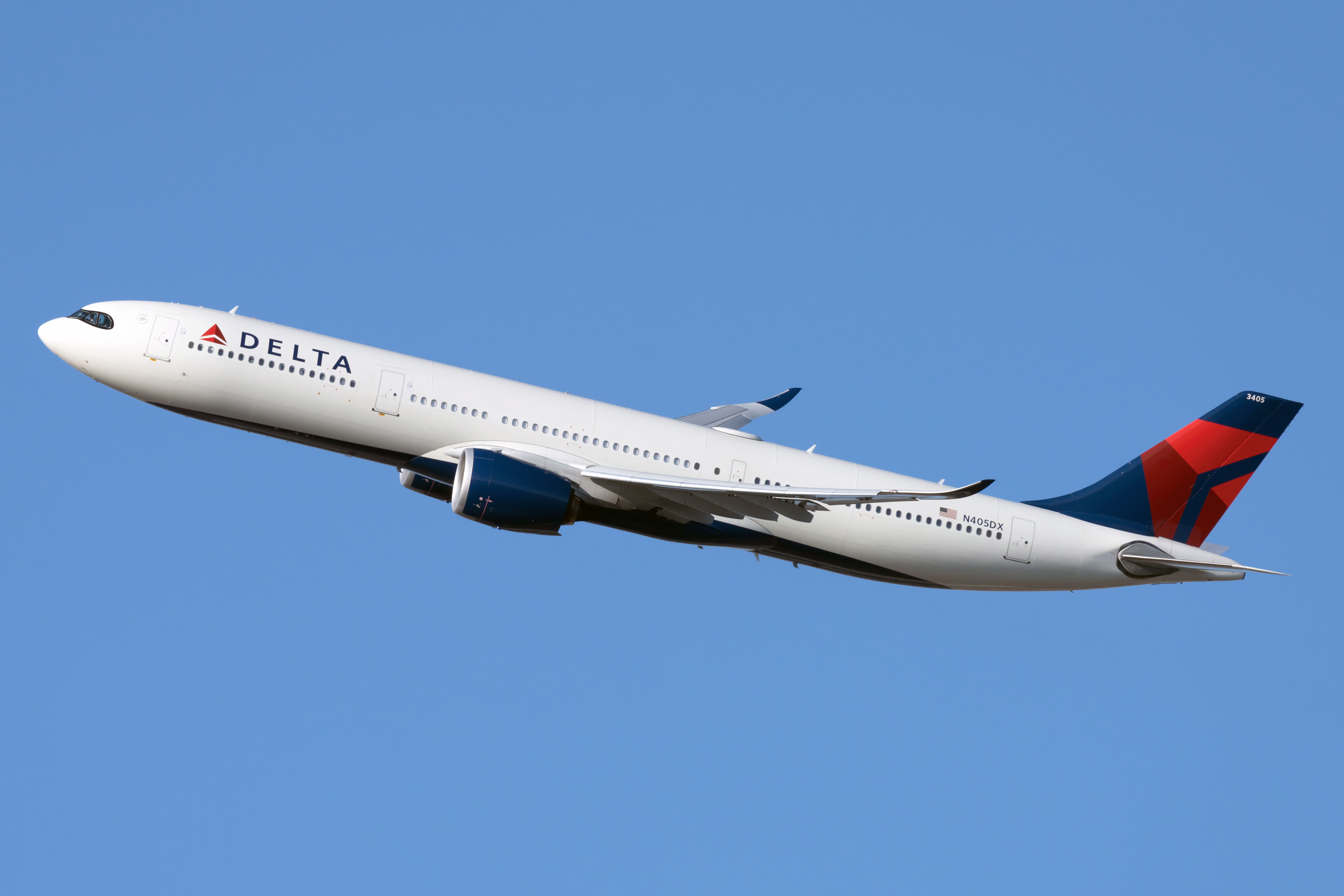 A Delta Air Lines Airbus A330-941 registered as N405DX taking off from JFK
