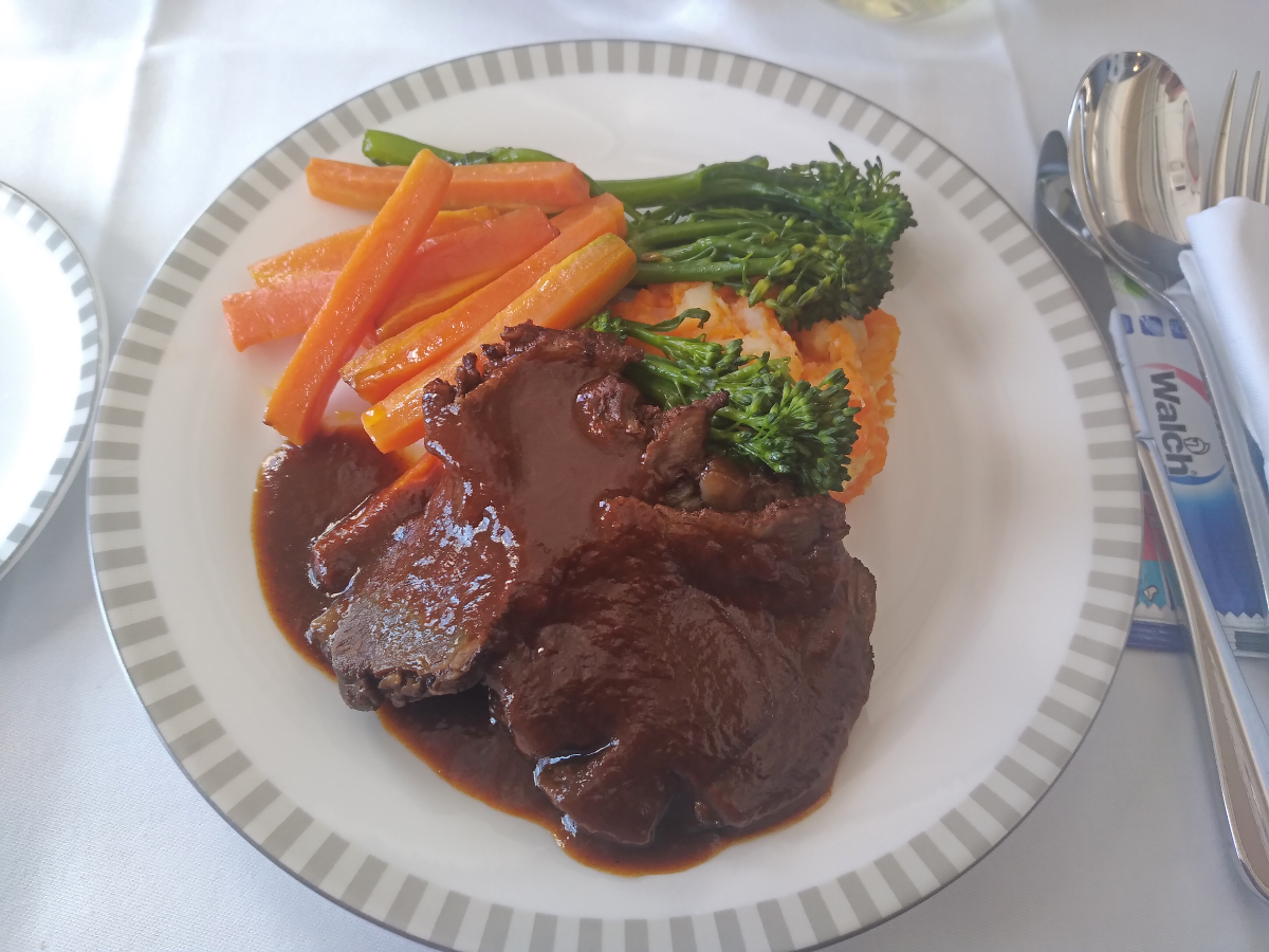Singapore Airlines Airbus A350-900 Medium Haul Business Class Beef Cheeks
