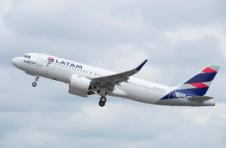 A LATAM Airbus A320neo flying. 
