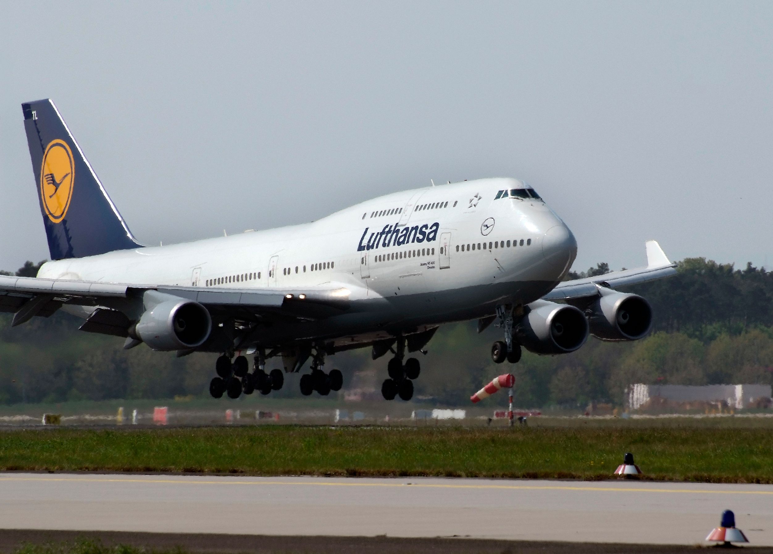 Lufthansa Boeing 747-400