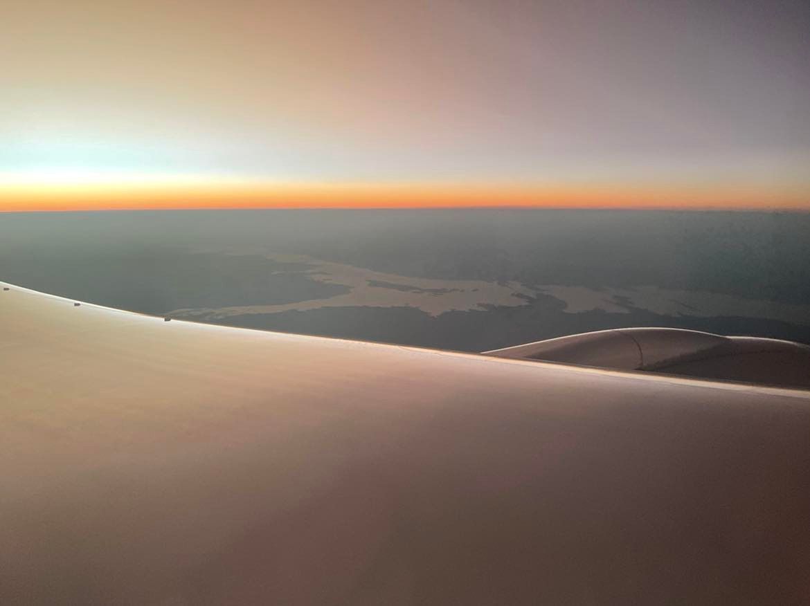 curvature of the Earth from a plane window