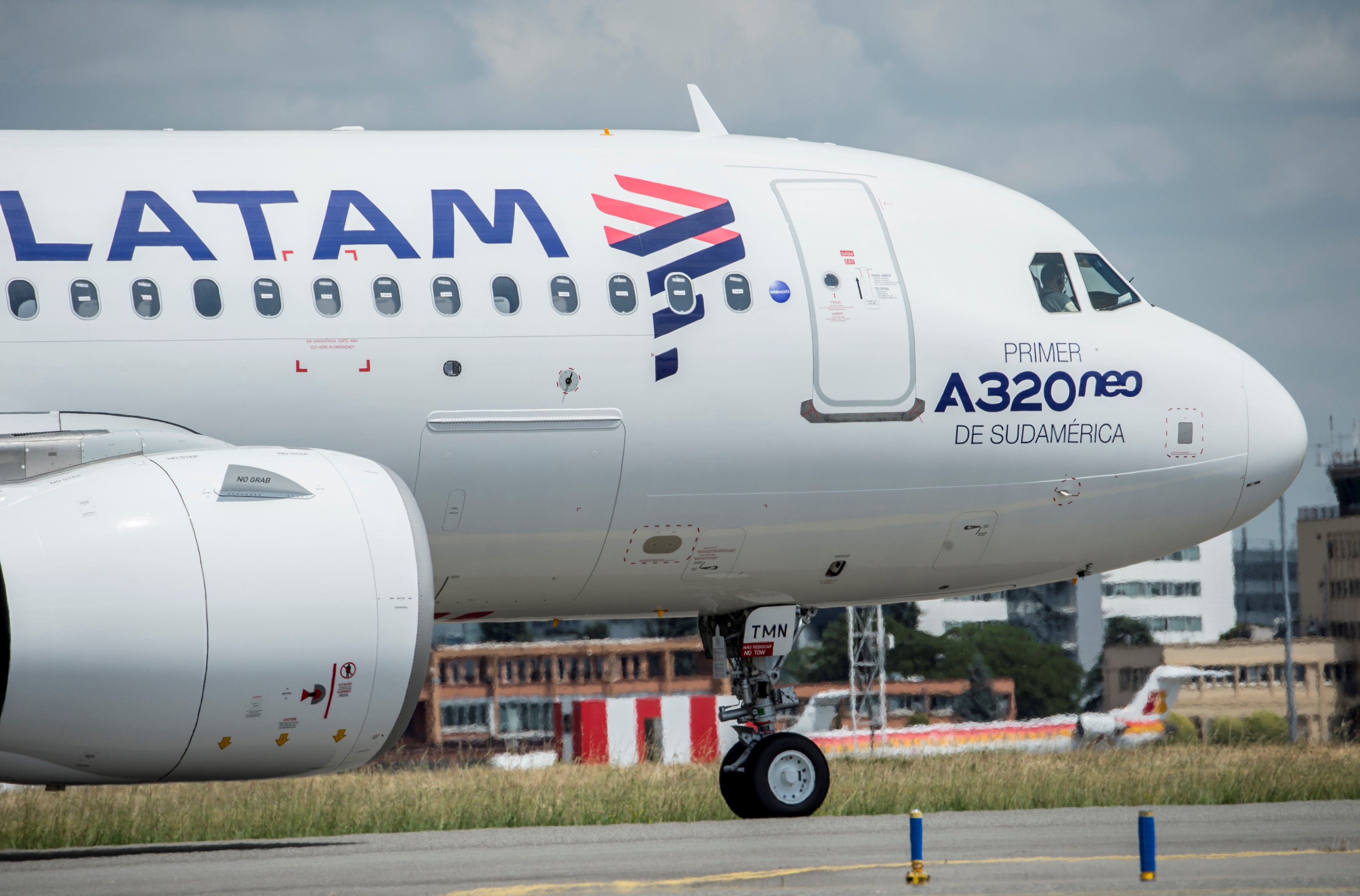 LATAM Brasil will take delivery of new A320neo after 30 months