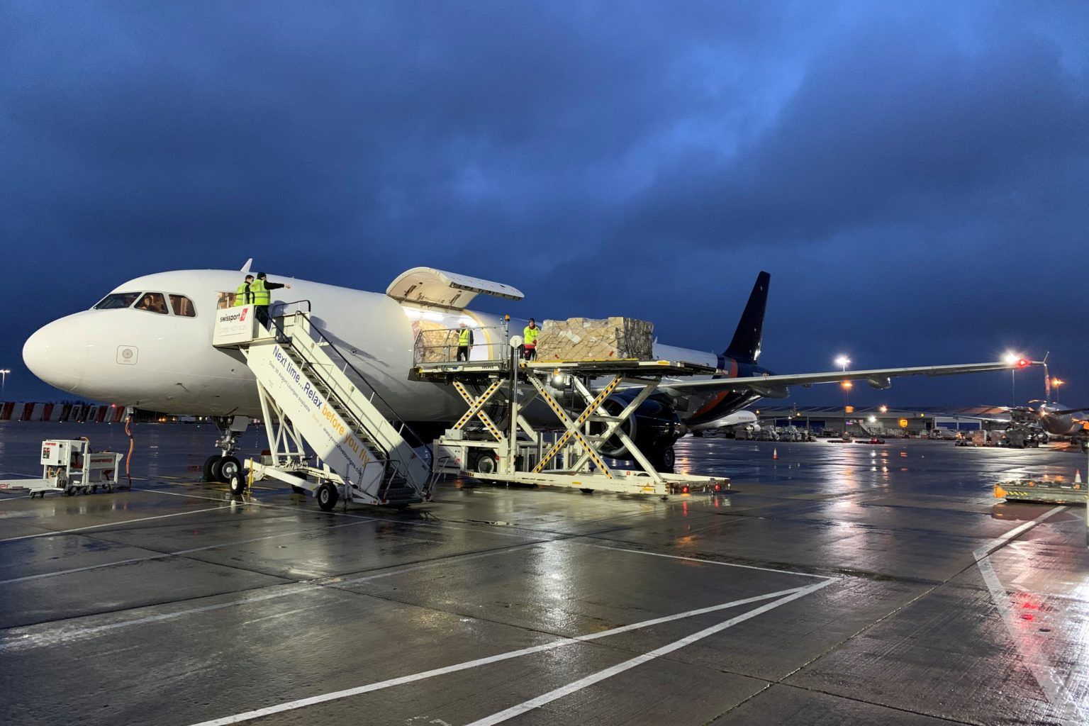 A321P2F being loaded
