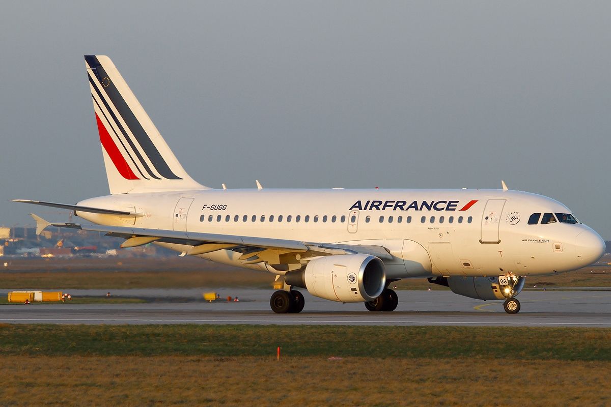 Airbus_A318-111,_Air_France_AN1901157