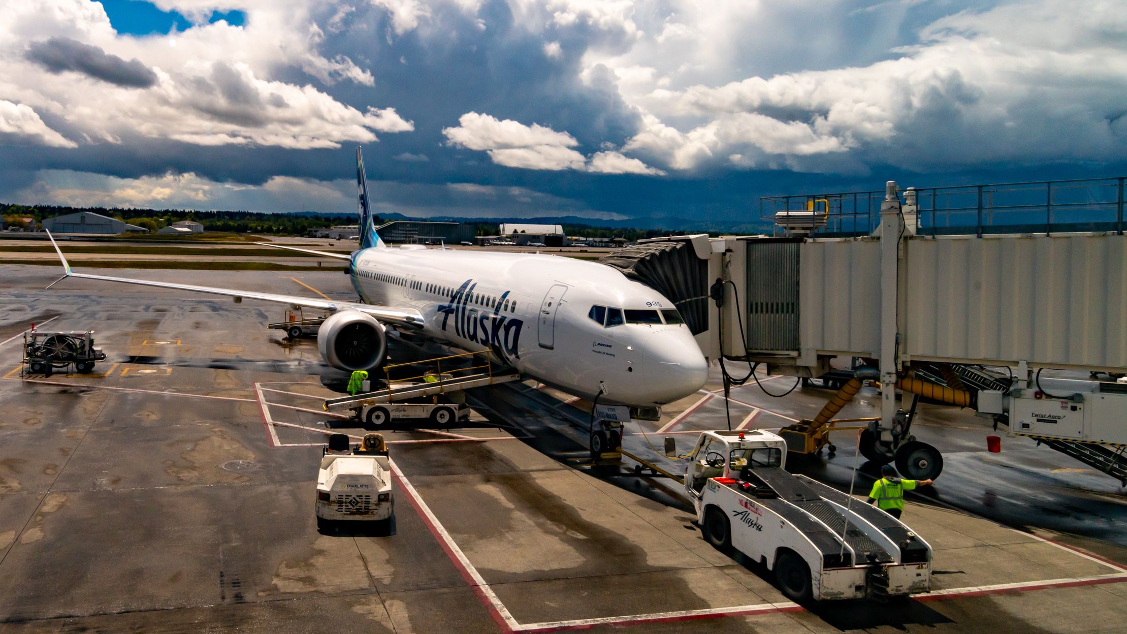 Alaska Airlines Pilots Are Optimistic About Contract Negotiations