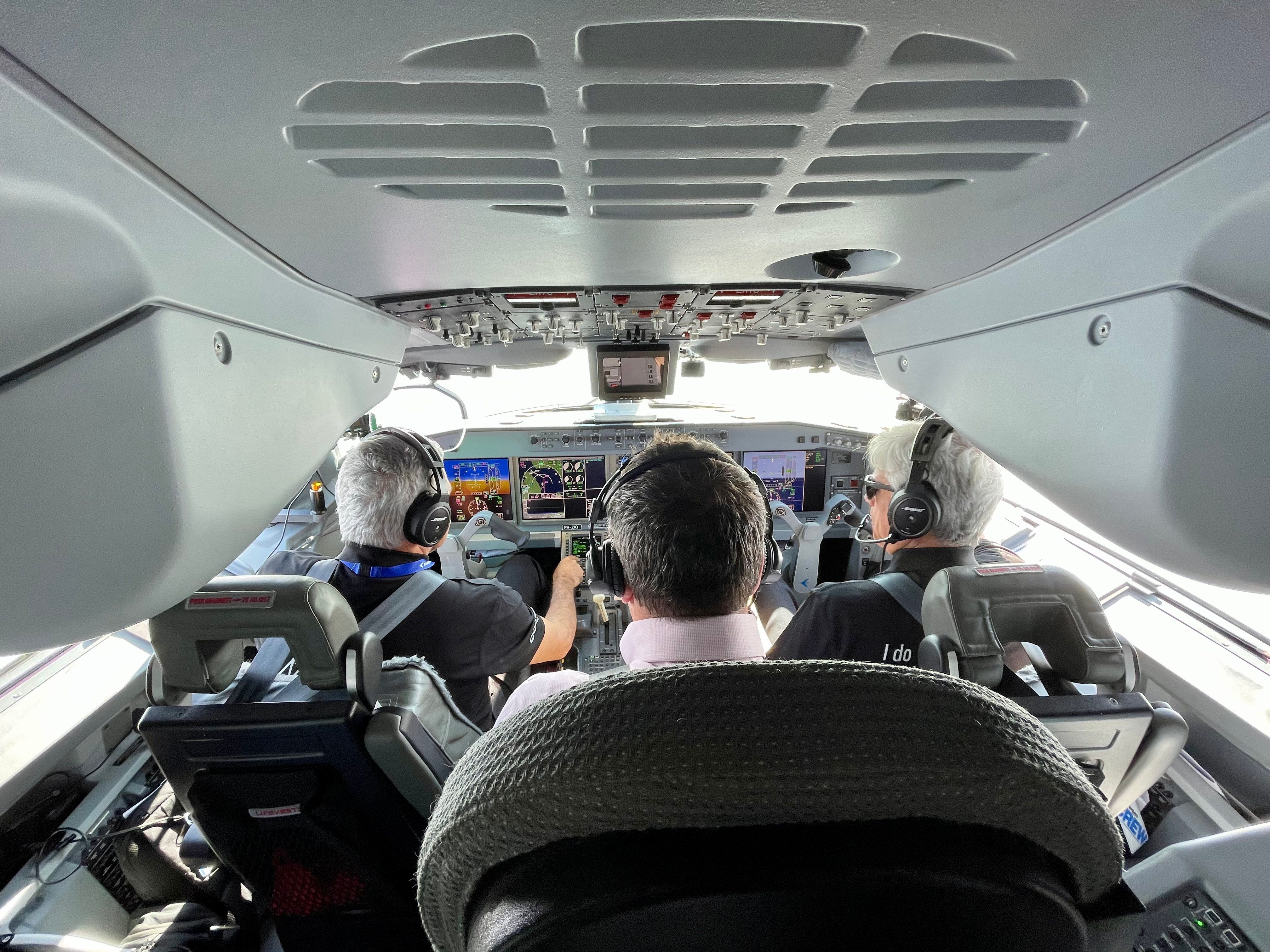 Embraer E2 Tech Lion Profit Hunter Demonstrator Cockpit